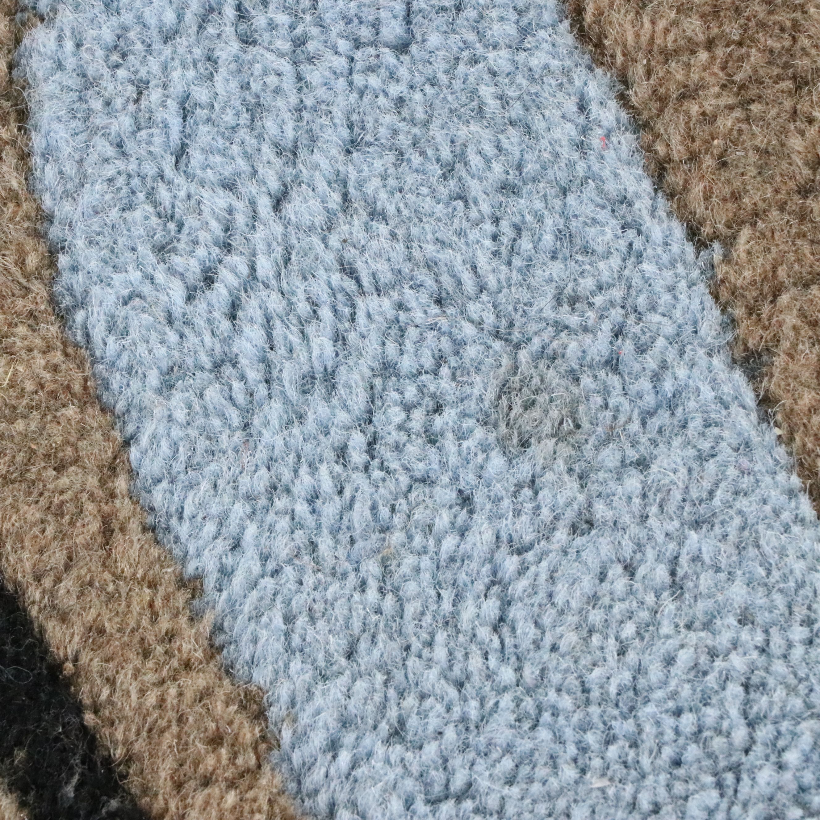 5'1 x 7'1 Hand-Tufted Contemporary Floral Area Rug