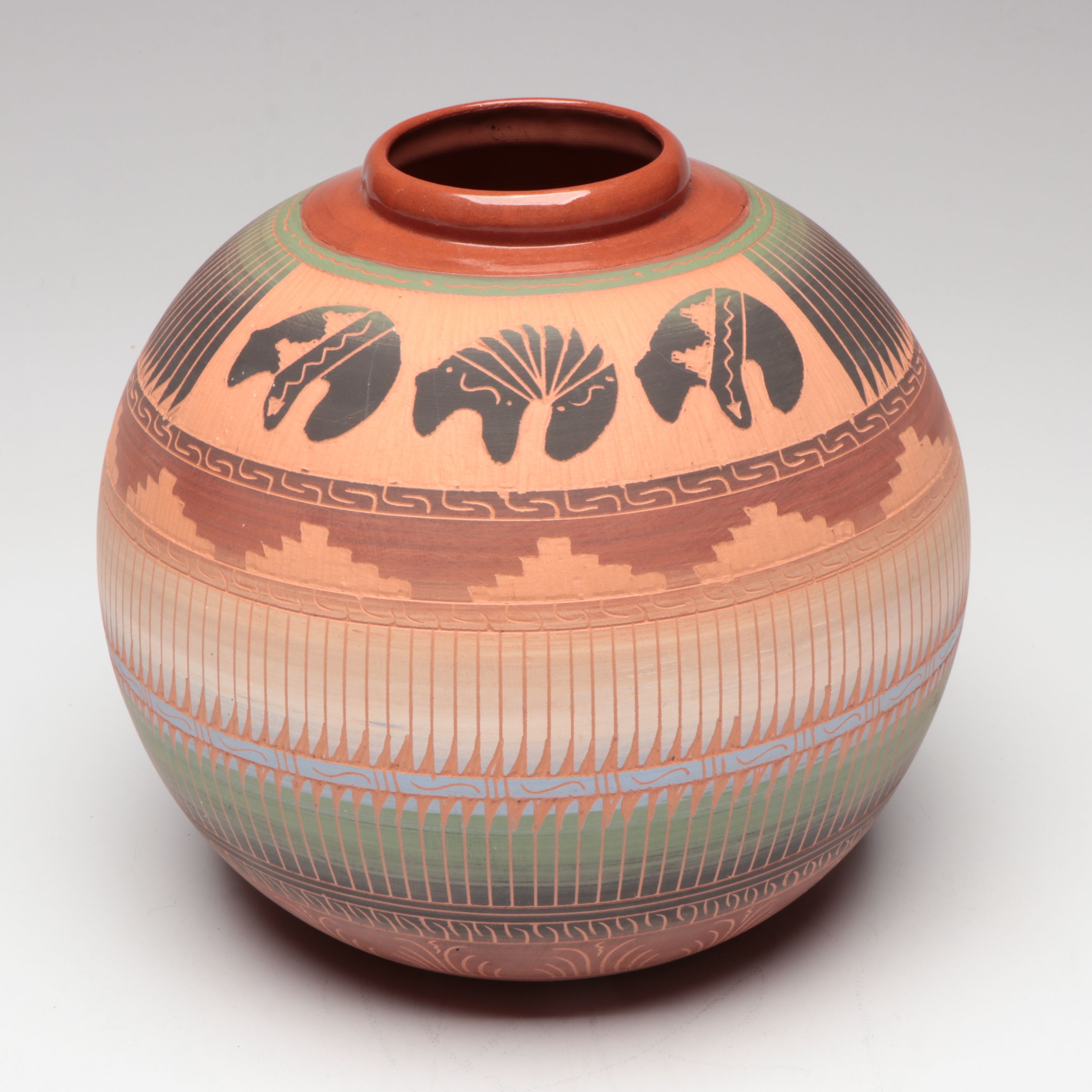 Marilyn Kinlichee Navajo Sgraffito Ceramic Vase