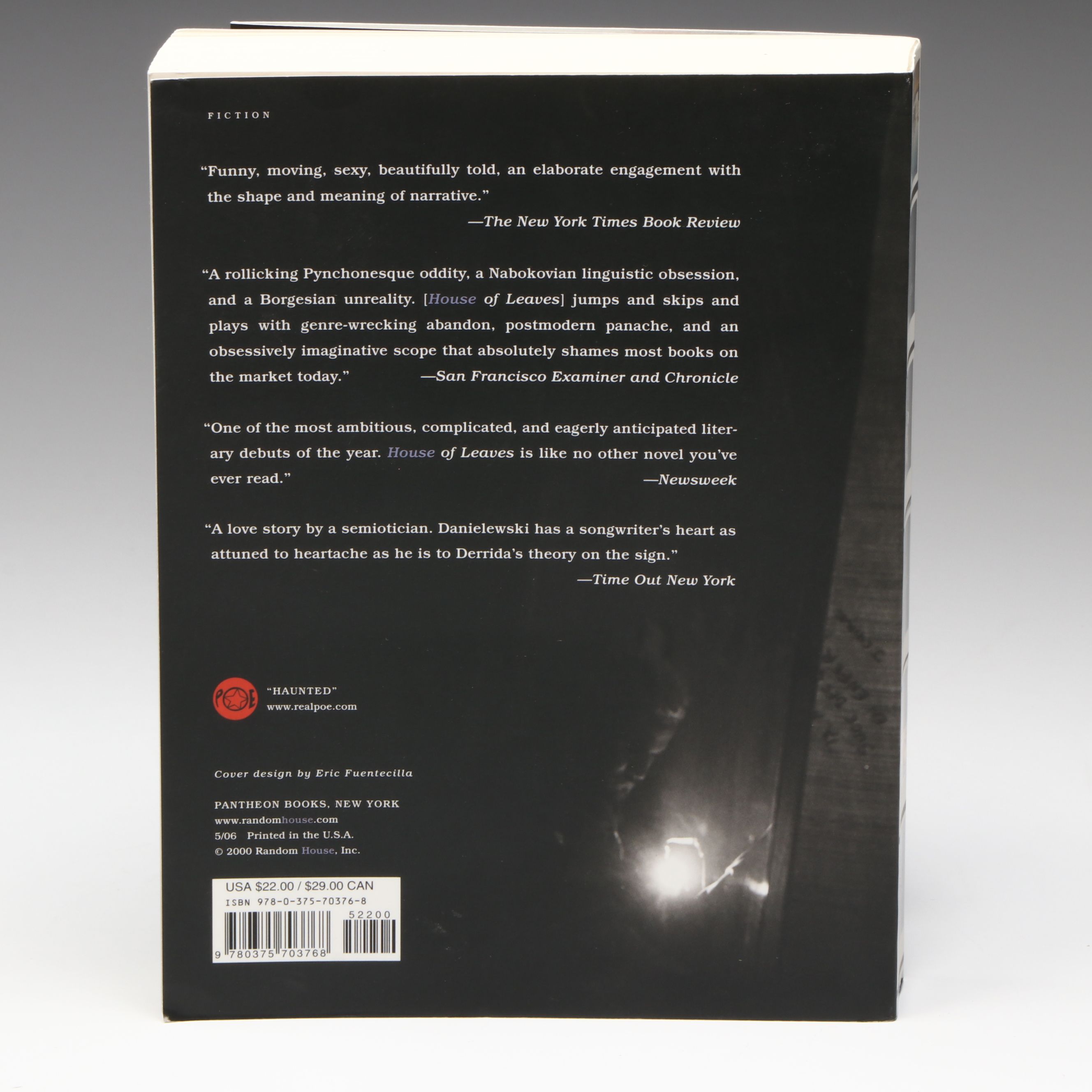 Remastered Full-Color Edition "House of Leaves" by Mark Z. Danielewski