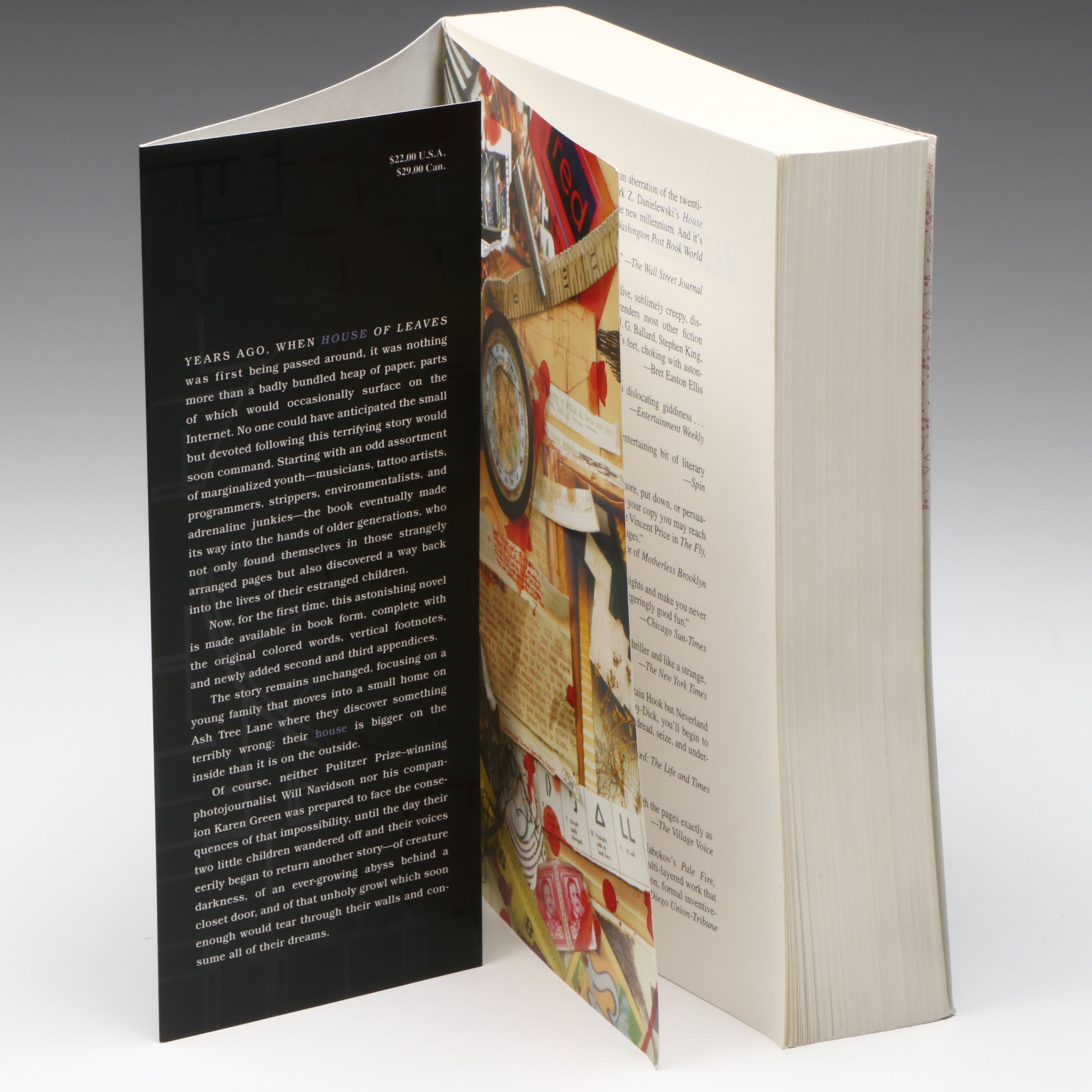 Remastered Full-Color Edition "House of Leaves" by Mark Z. Danielewski