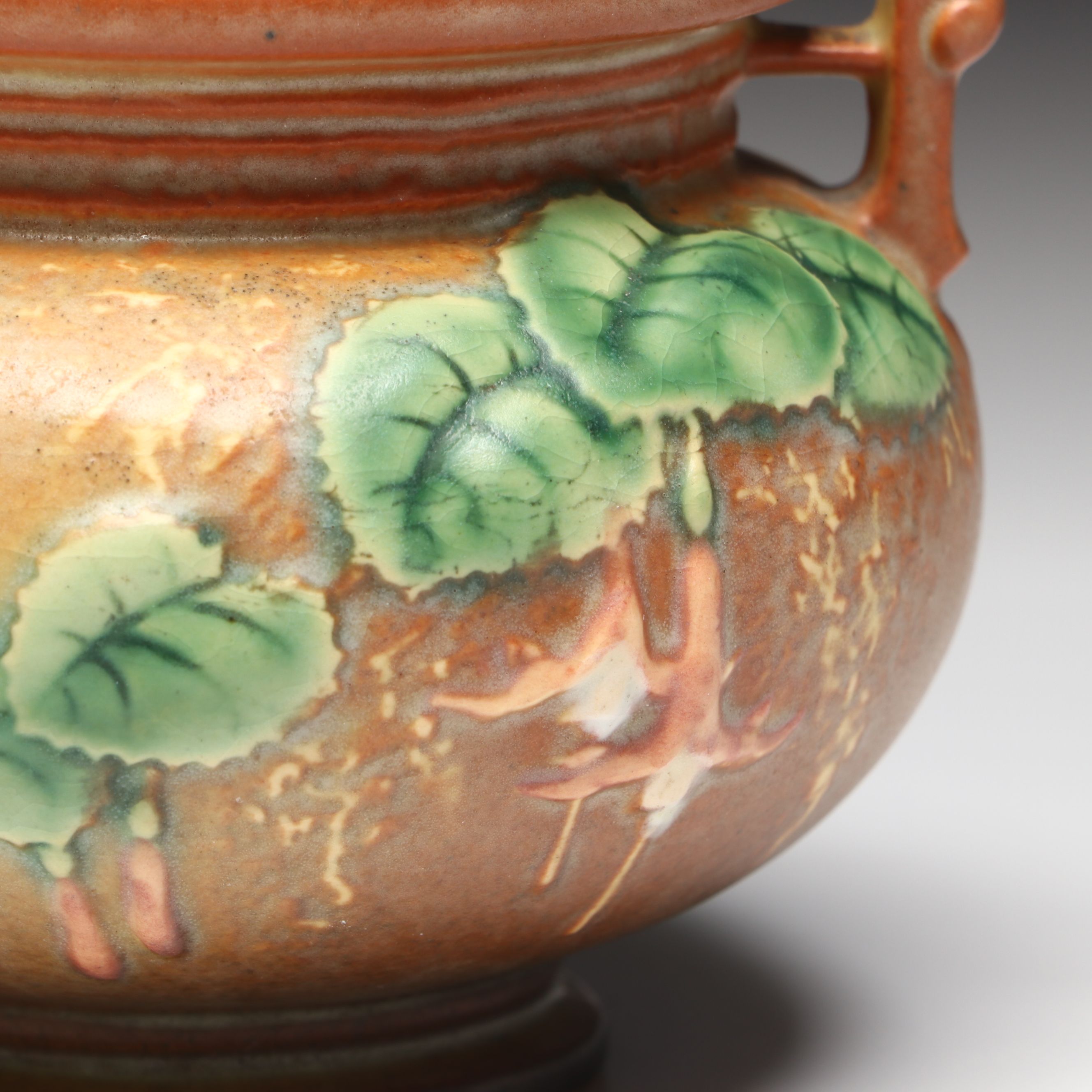 Roseville "Fuchsia Green" Ceramic Jardinière