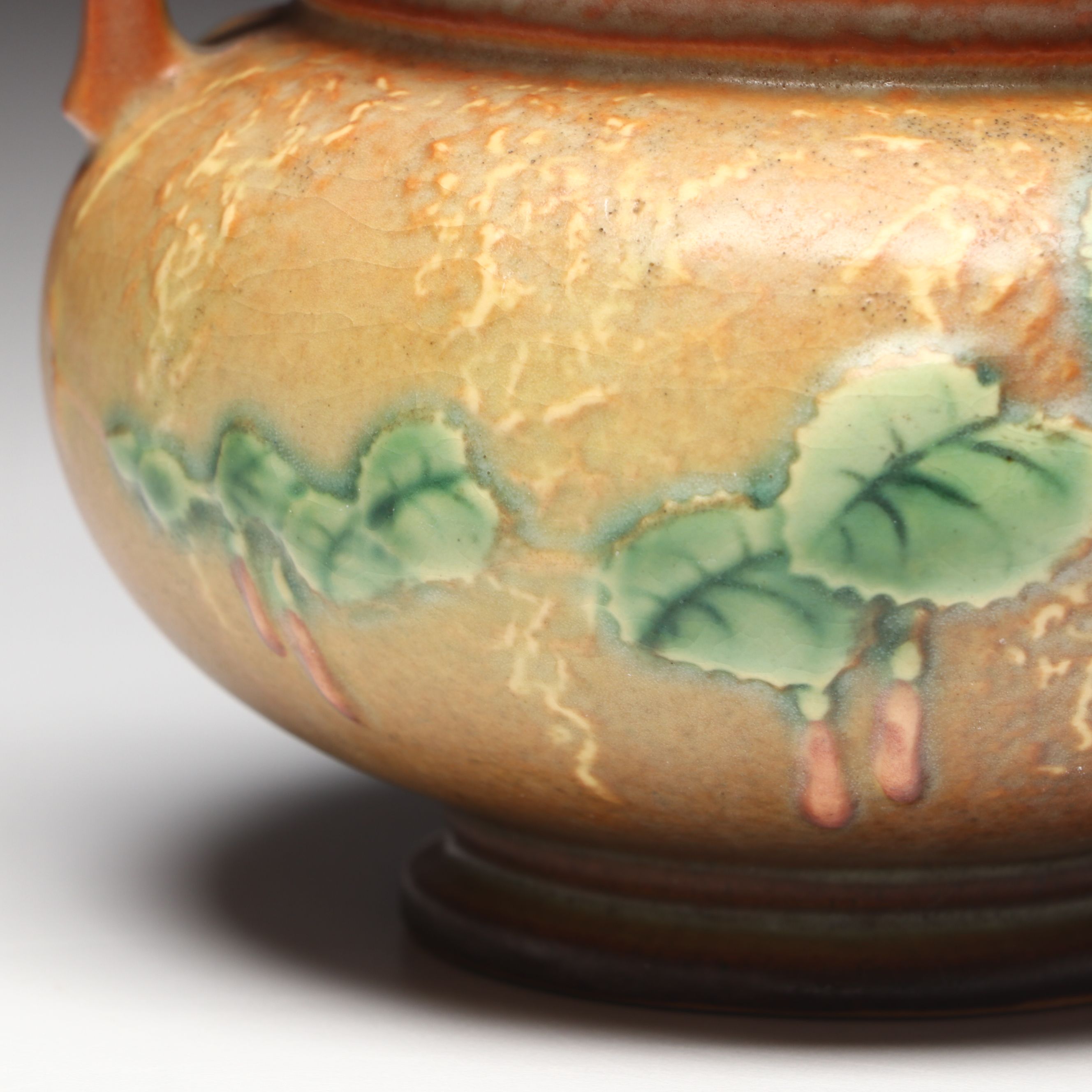 Roseville "Fuchsia Green" Ceramic Jardinière