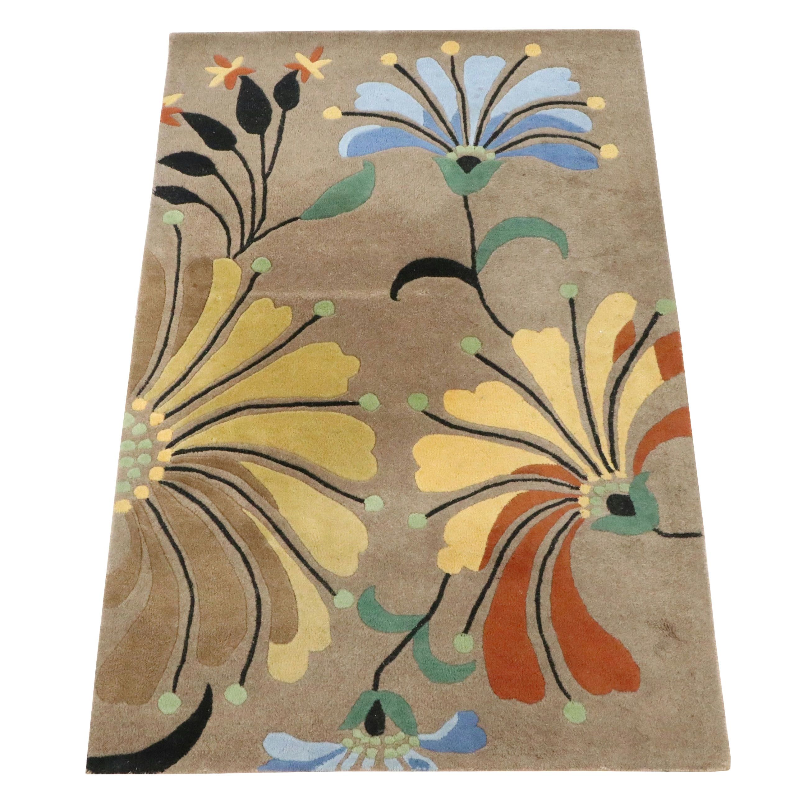 5'1 x 7'1 Hand-Tufted Contemporary Floral Area Rug