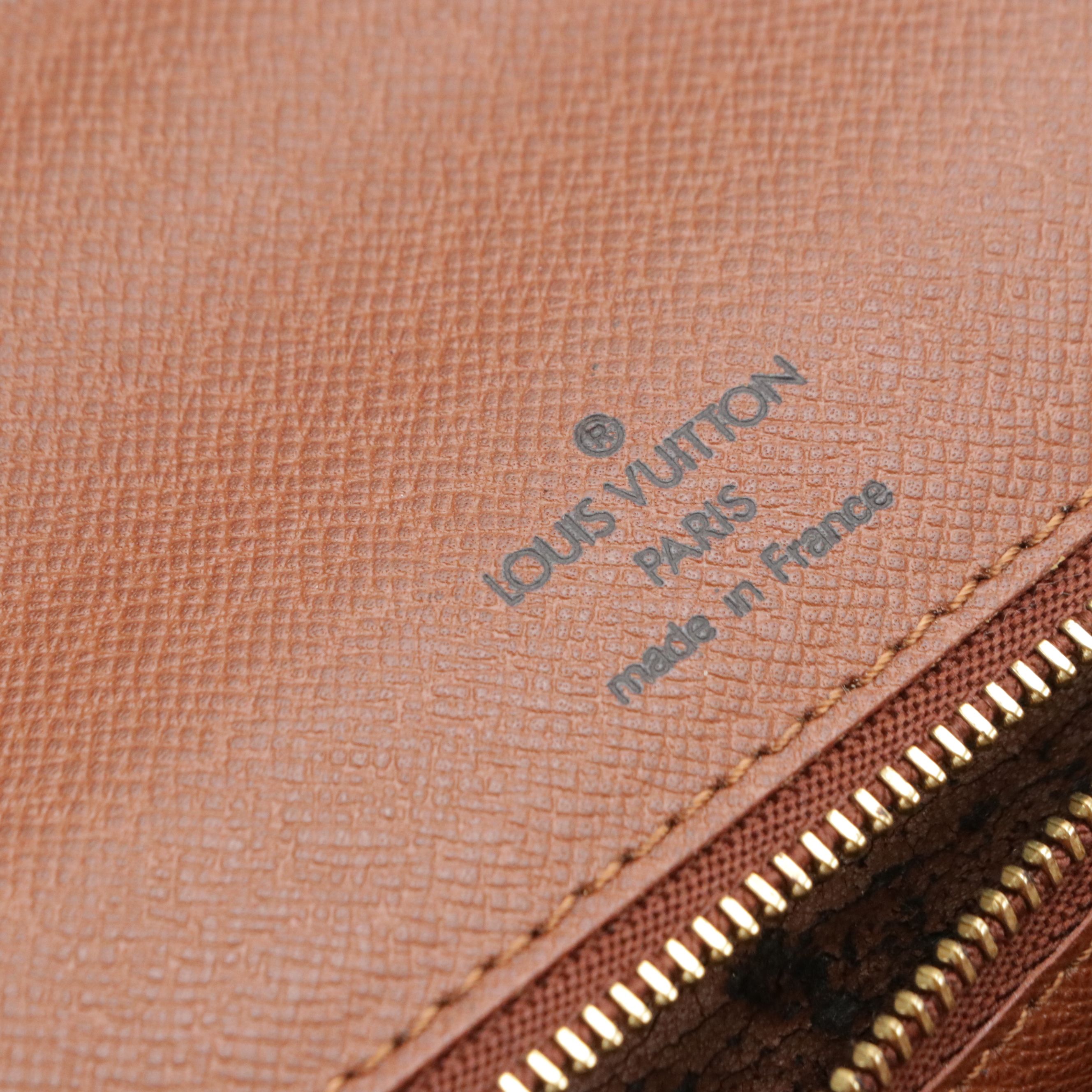 Louis Vuitton Monceau 28 Bag in Monogram Canvas and Leather