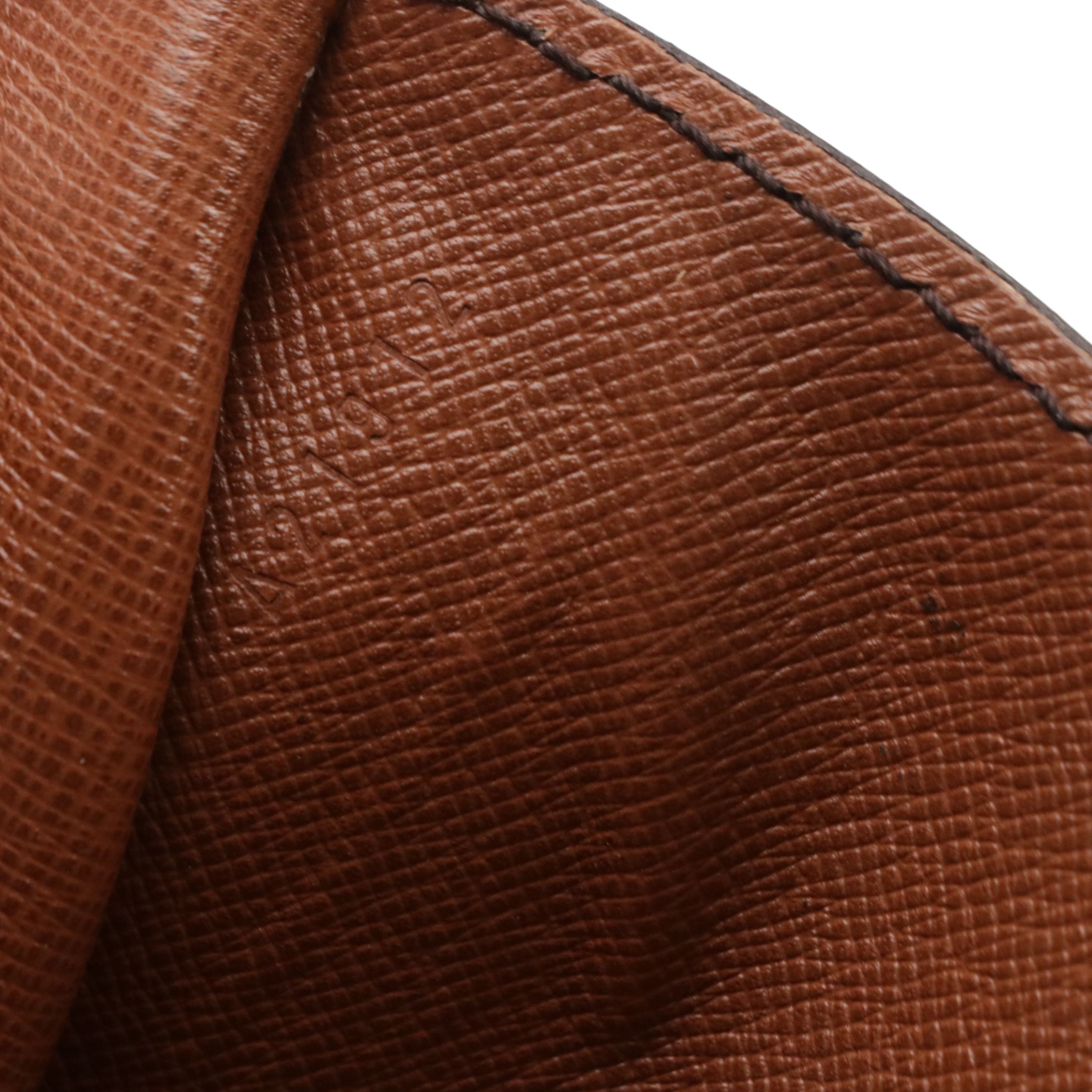 Louis Vuitton Monceau 28 Bag in Monogram Canvas and Leather