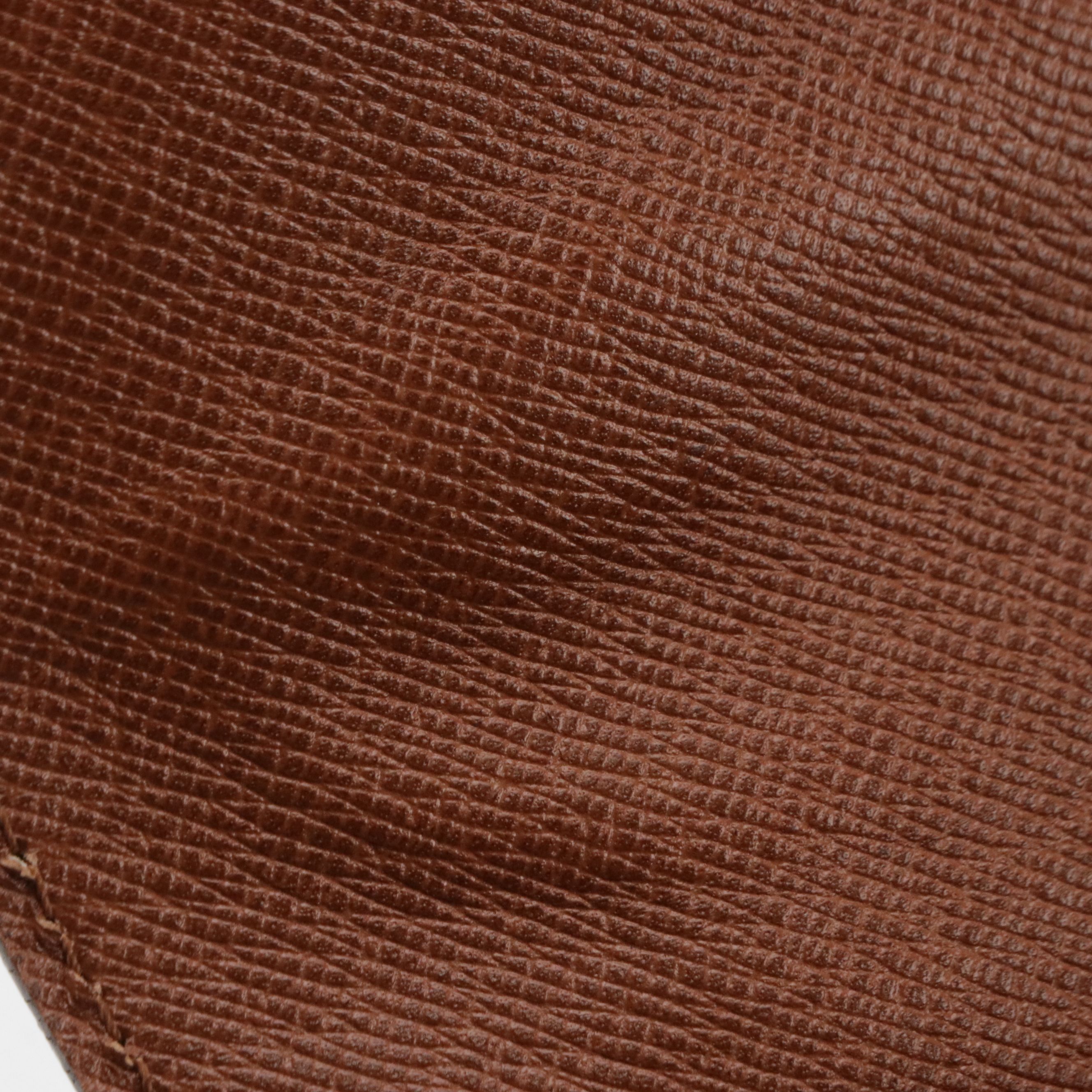 Louis Vuitton Monceau 28 Bag in Monogram Canvas and Leather