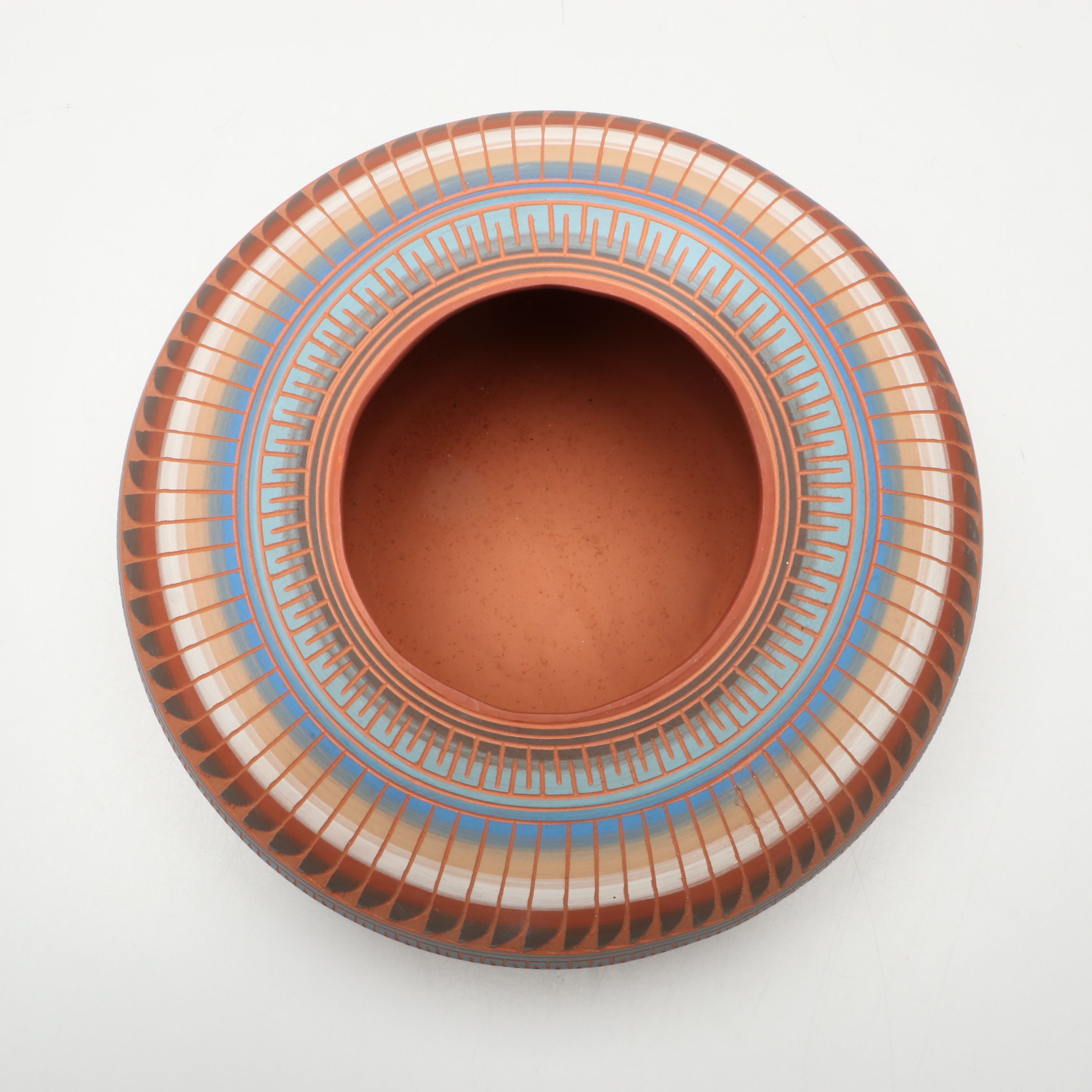 Johnny Williams Navajo Sgraffito Pottery Vase