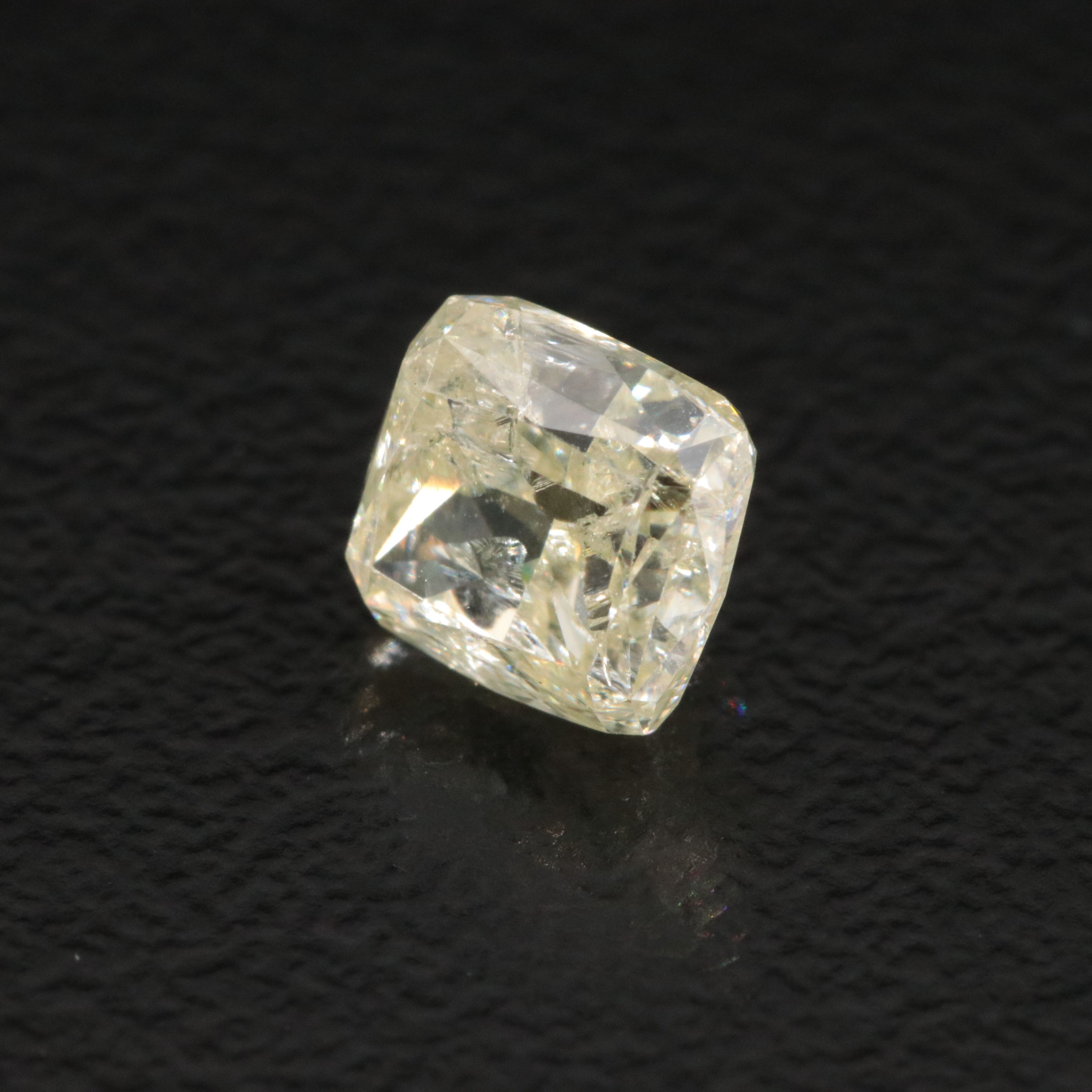 Loose 1.00 CT Fancy Yellow Diamond