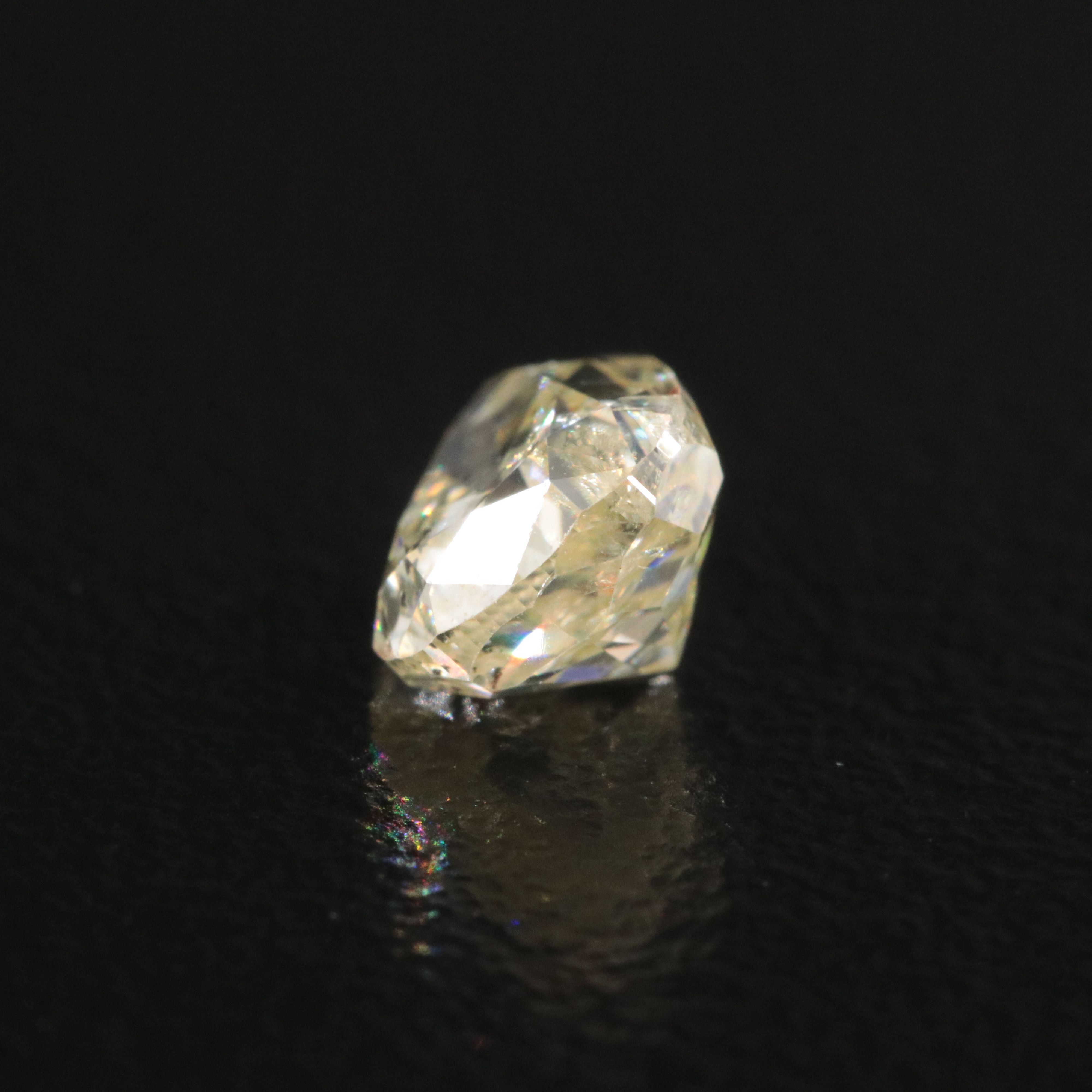 Loose 1.01 CT Fancy Yellow Diamond