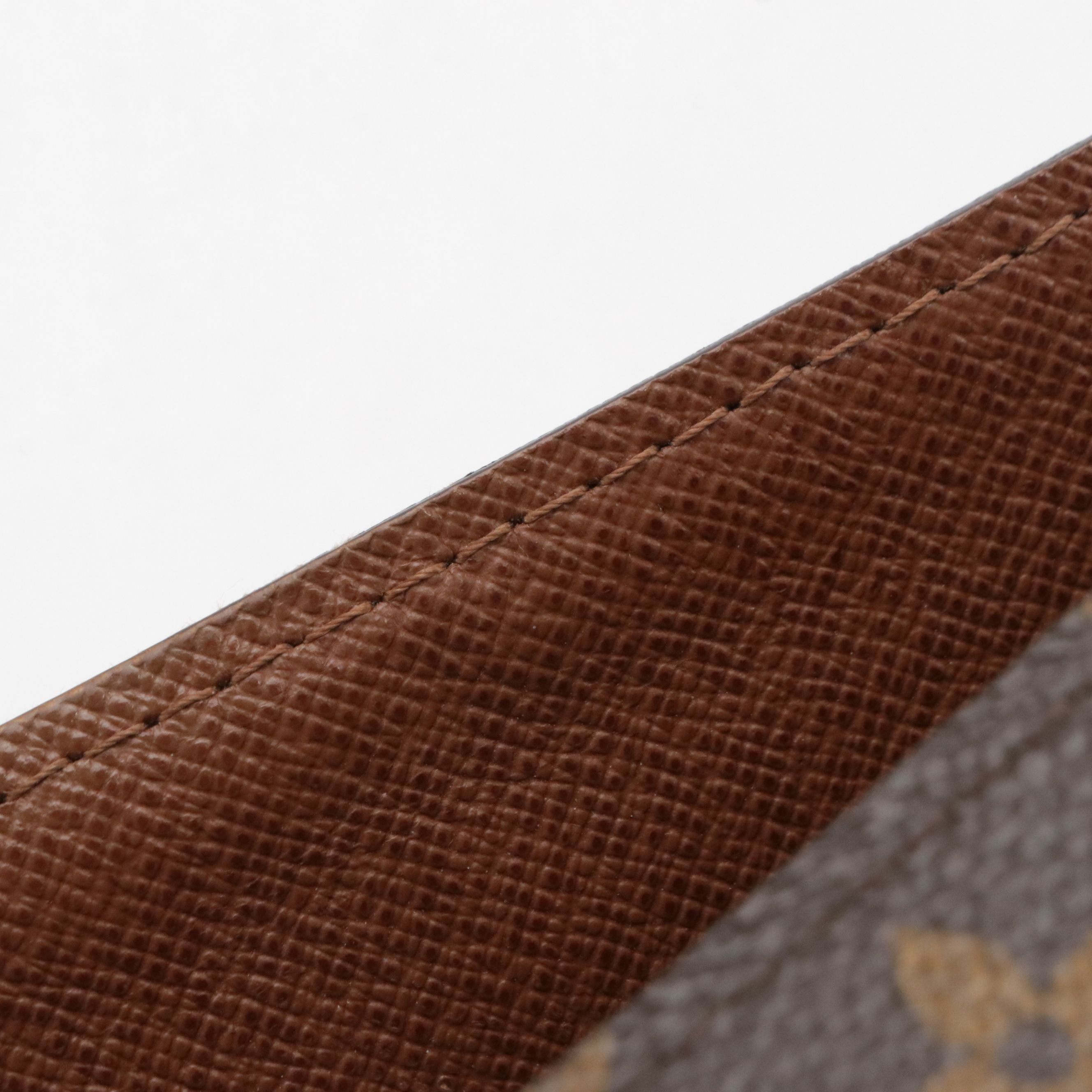 Louis Vuitton Pochette Porte-Monnaie, Crédit NM in Monogram Canvas