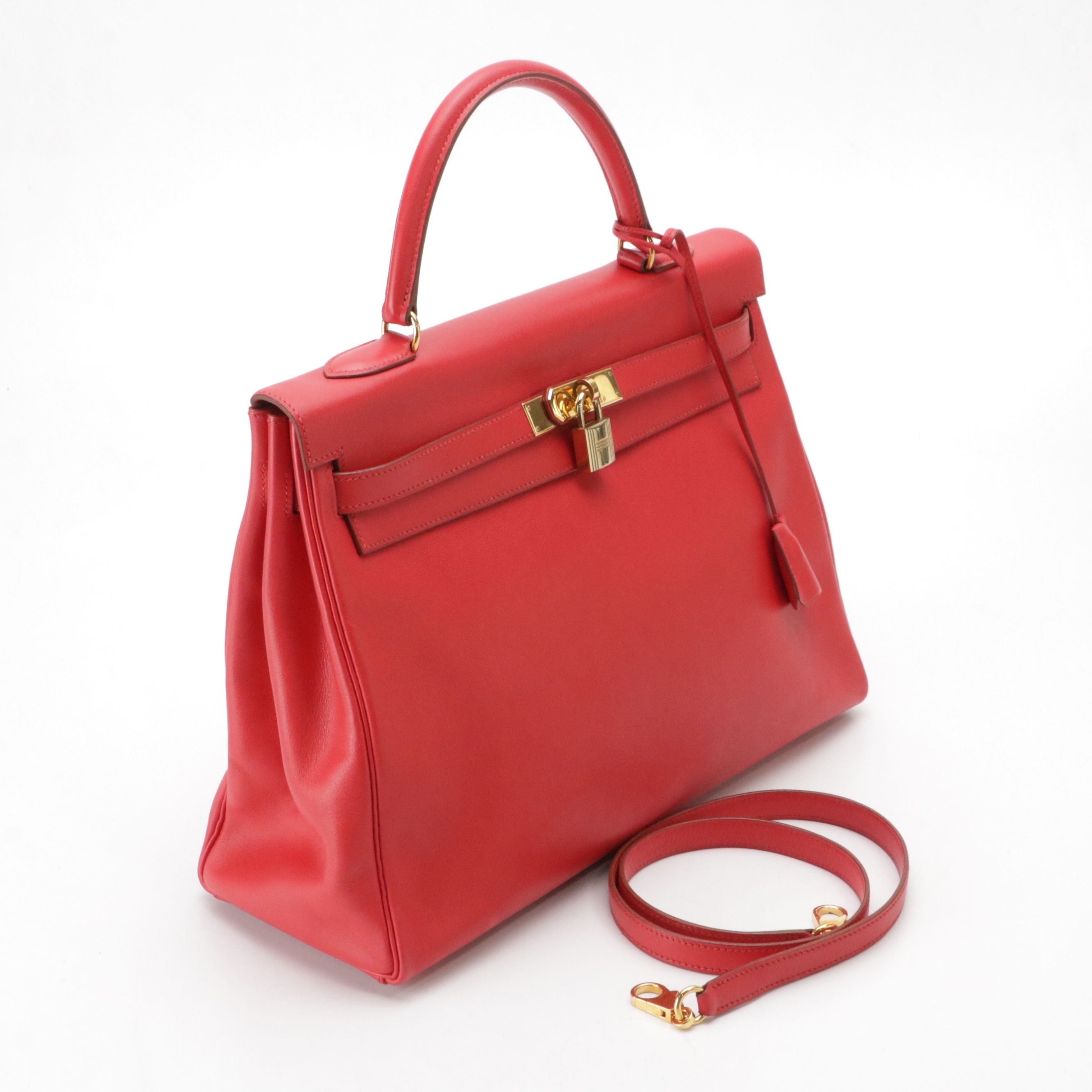 Hermès Kelly Retourne 35 Satchel in Red Gulliver Leather