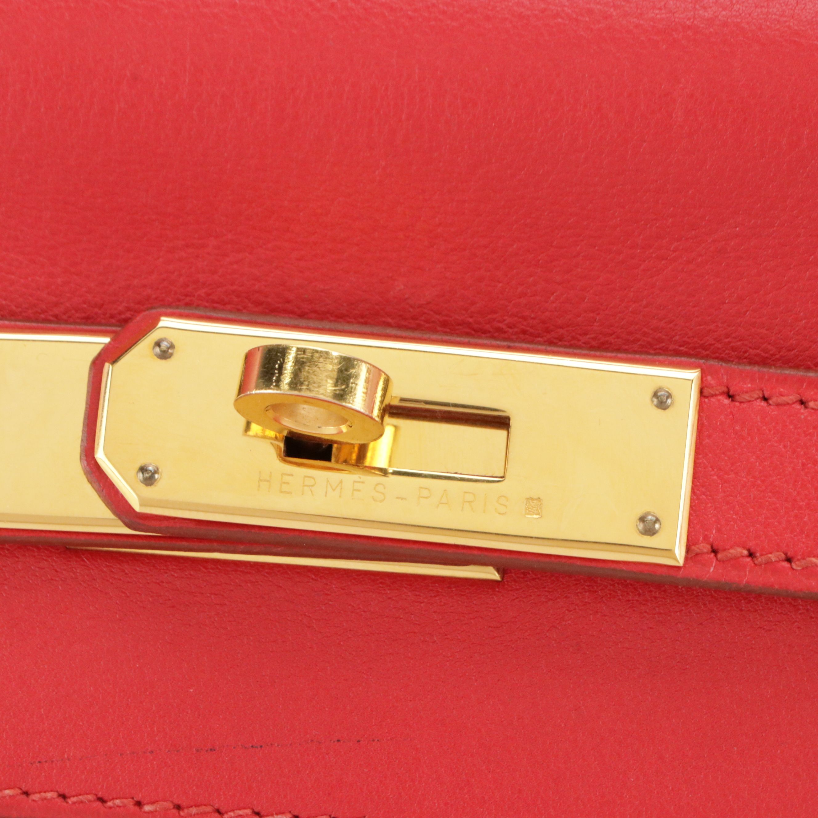 Hermès Kelly Retourne 35 Satchel in Red Gulliver Leather