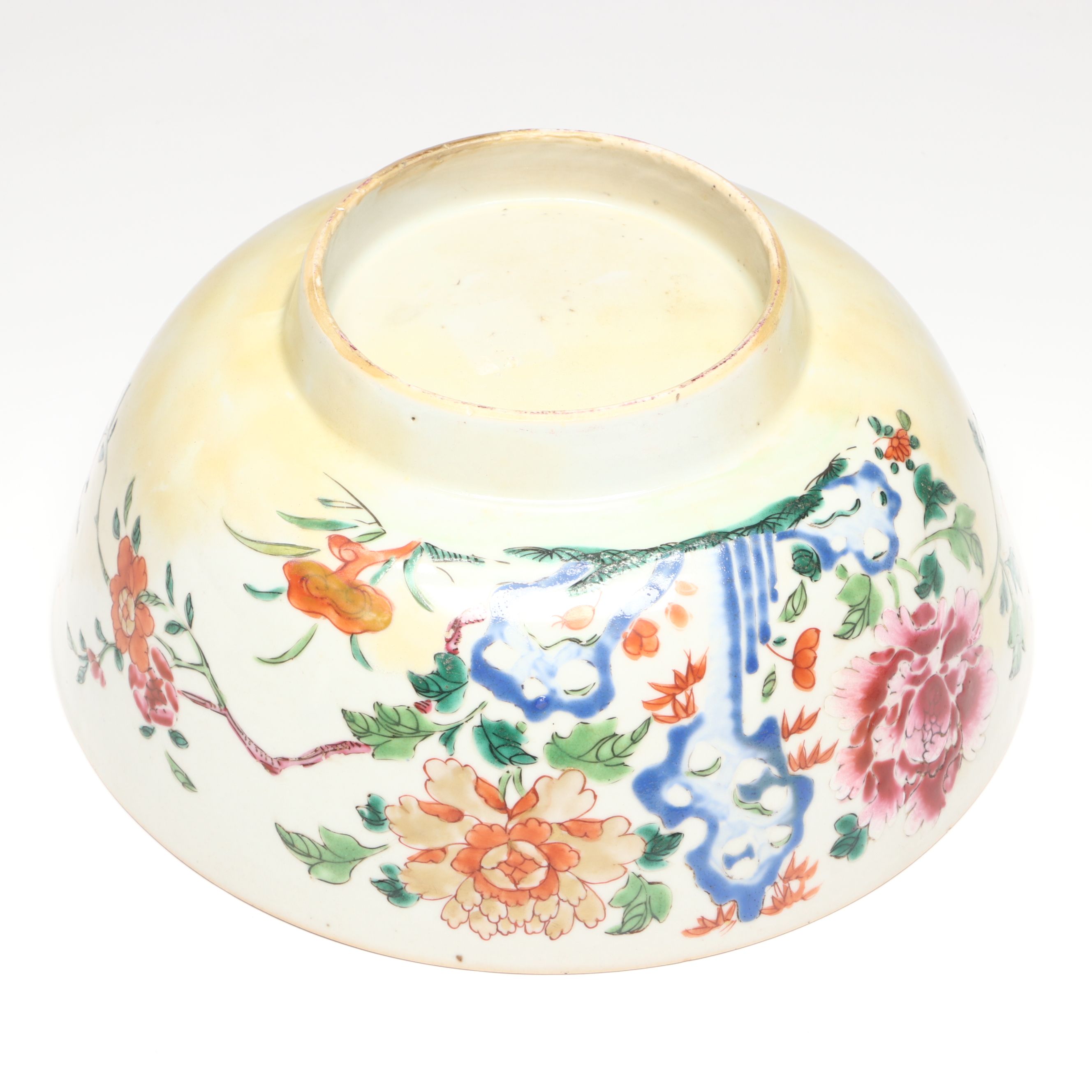 Chinese Floral Porcelain Bowl on Wood Base