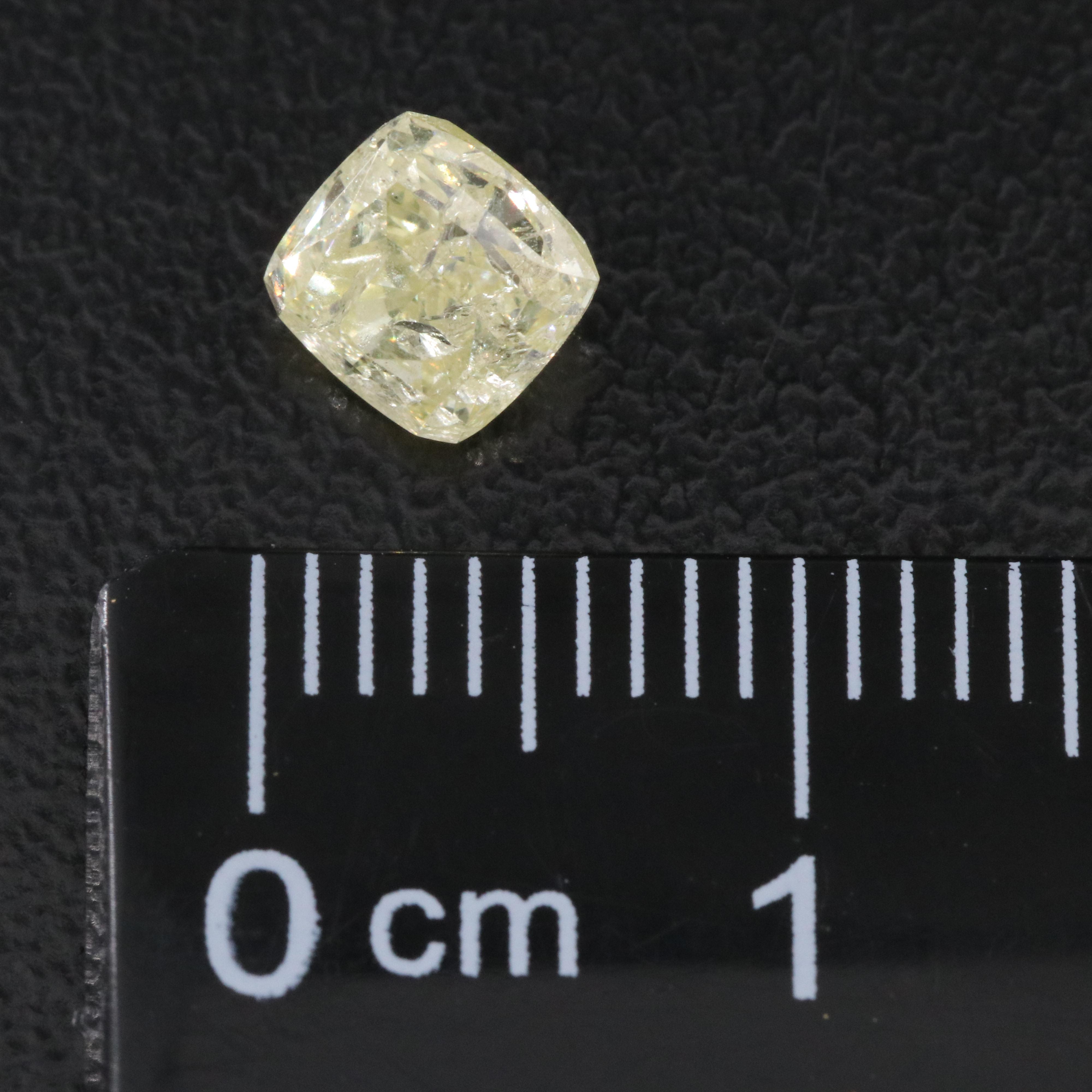Loose 1.00 CT Fancy Yellow Diamond