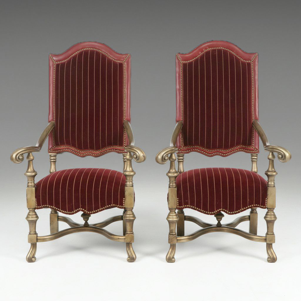 Pair of Giltwood Louis XIV Style Fauteuils à la Reine, 20th Century