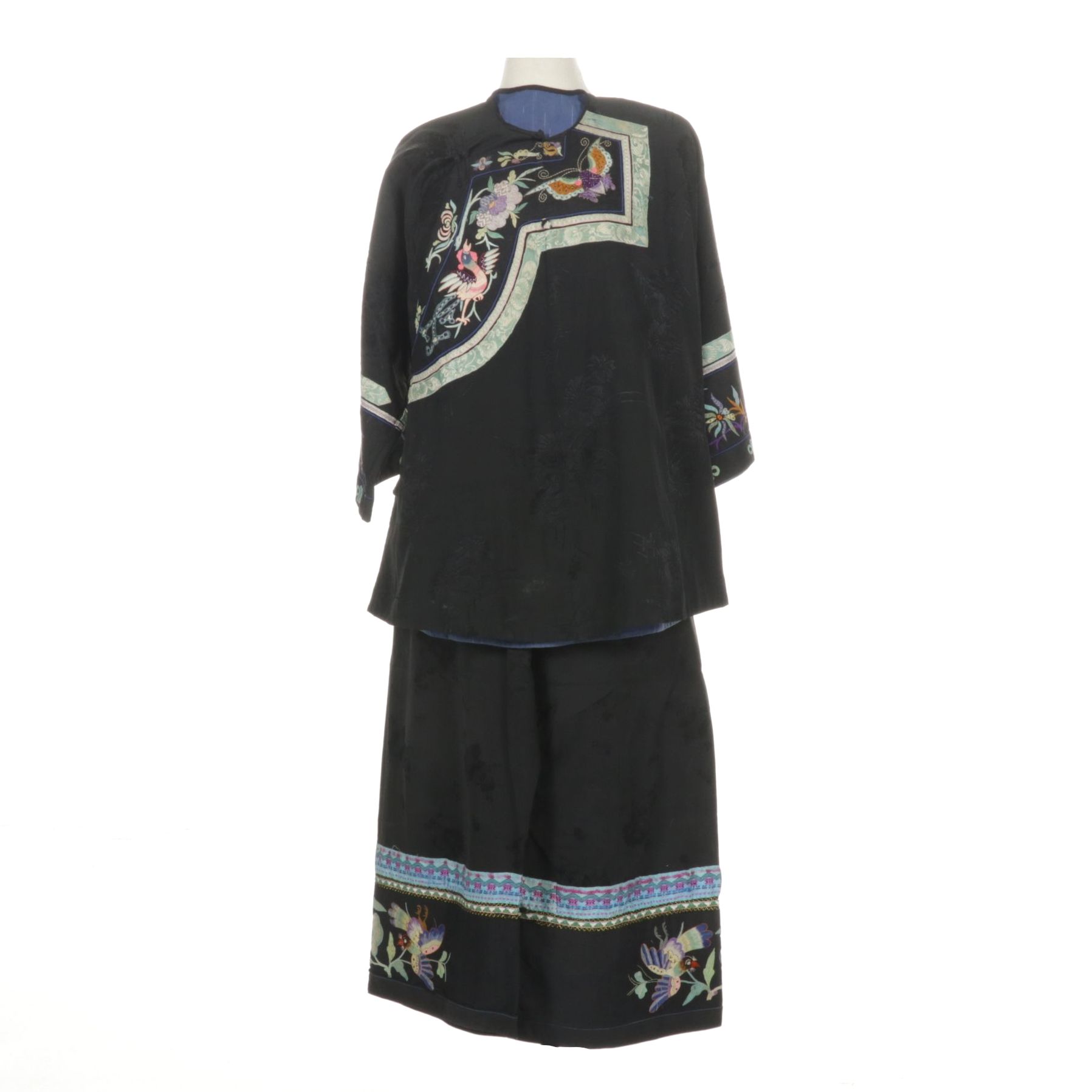 Chinese Butterfly and Floral Motif Embroidered Silk Lounge Set