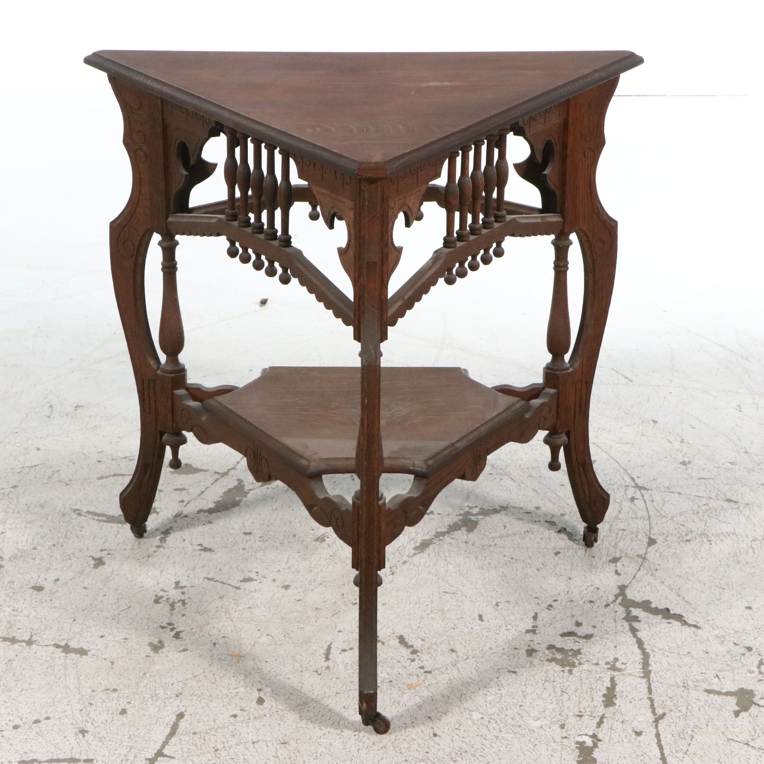 Victorian Aesthetic Movement Oak Corner Table, Late 19th Century
