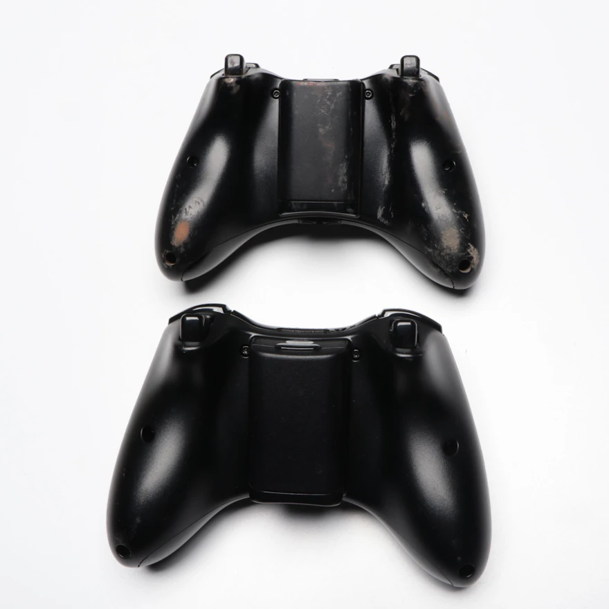 Microsoft Xbox and Xbox 360 Consoles with Controllers | EBTH