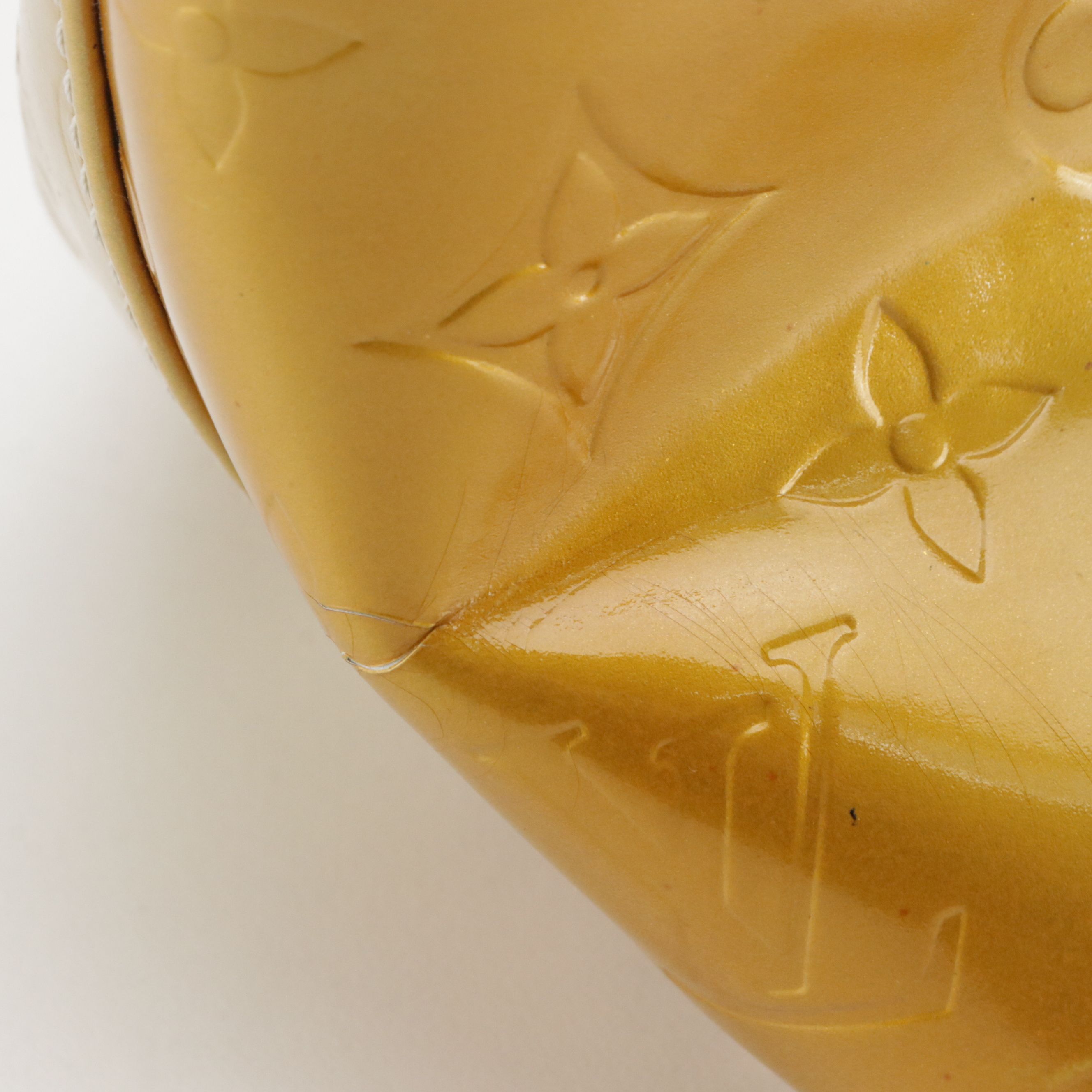 Louis Vuitton Houston Shoulder Bag in Monogram Vernis Leather