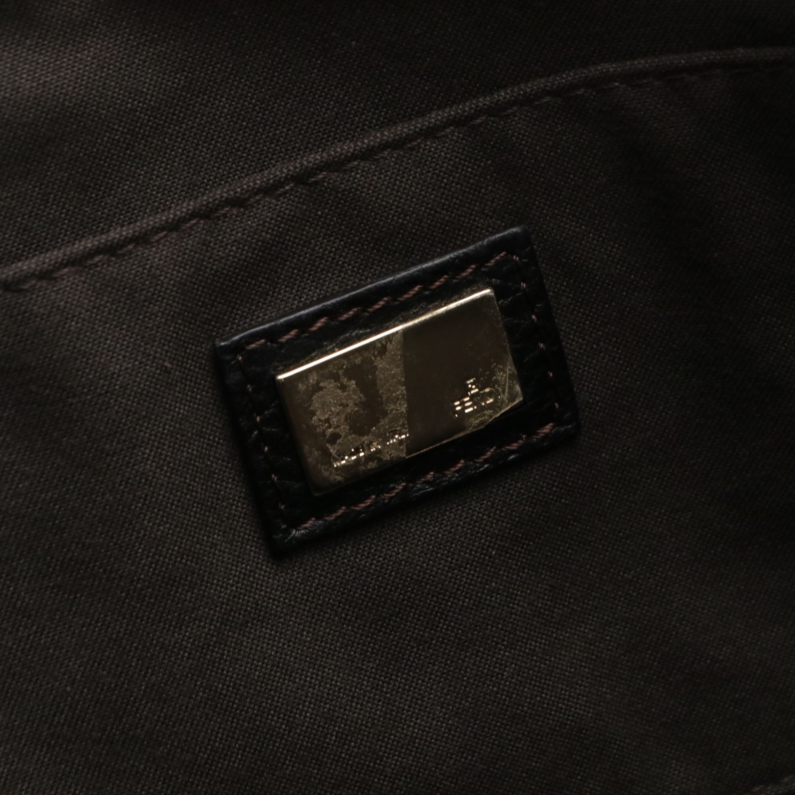 Fendi Tote Bag in Black Zucchino Canvas and Leather Trim