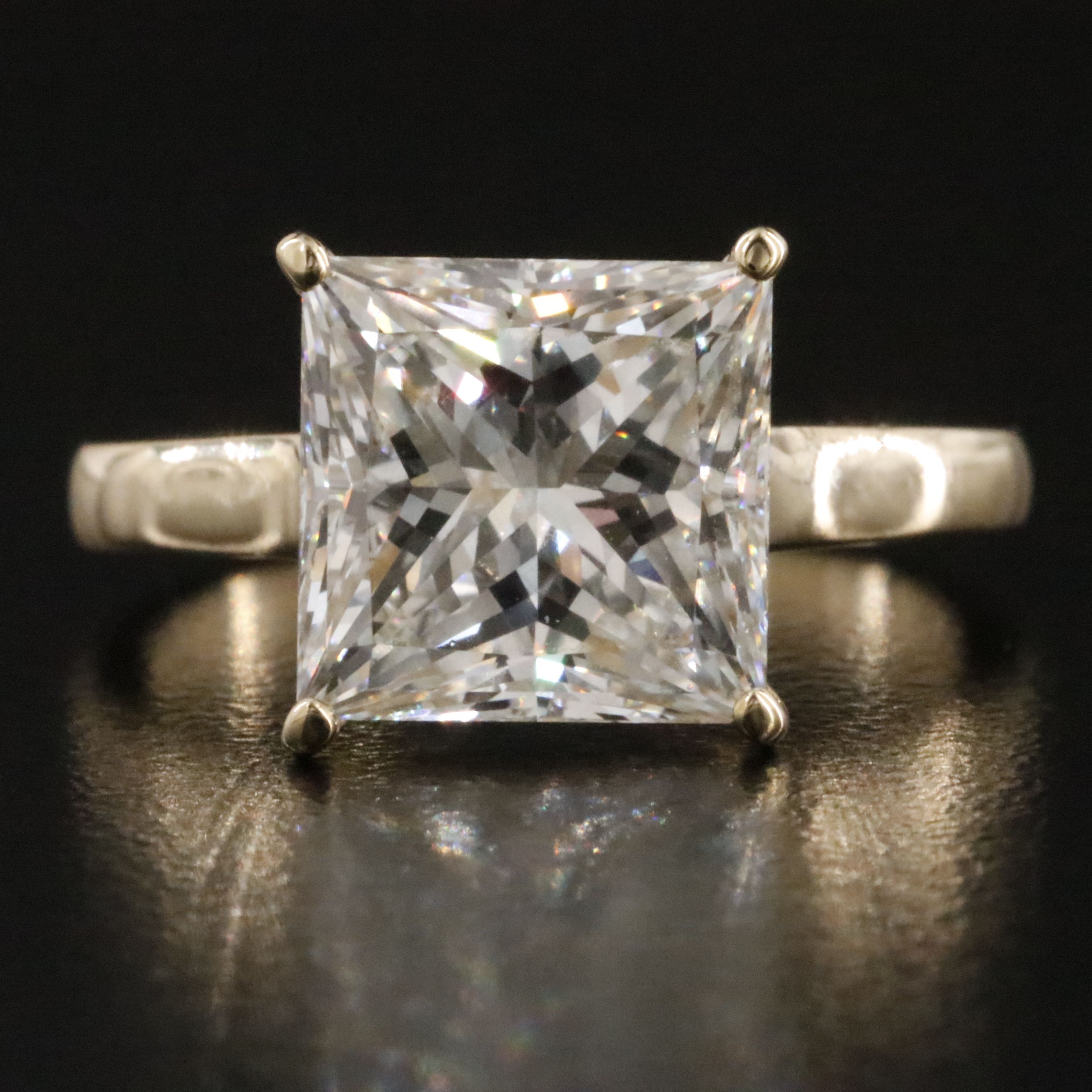 14K 5.03 CT Lab Grown Diamond Solitaire Ring with IGI Report