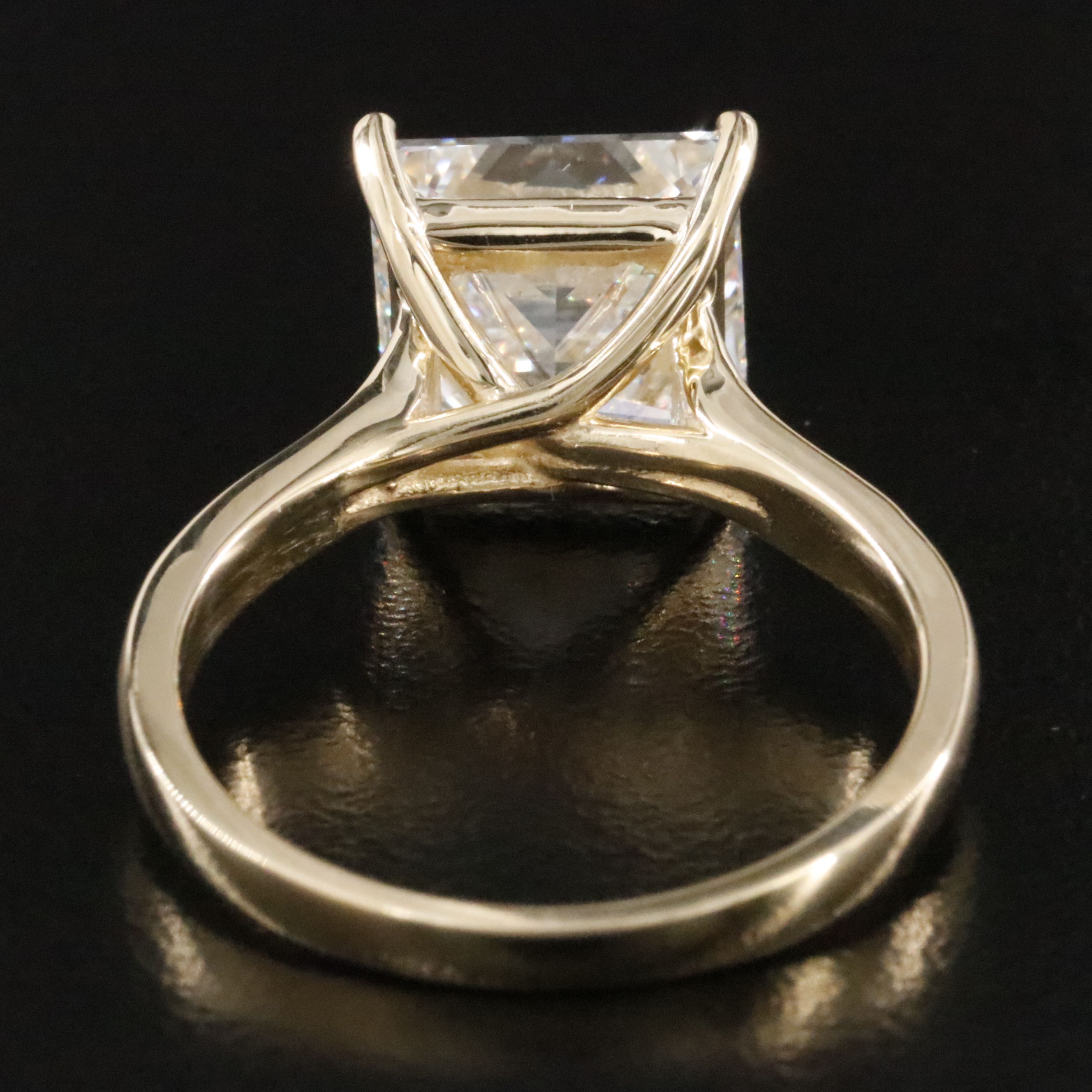 14K 5.03 CT Lab Grown Diamond Solitaire Ring with IGI Report