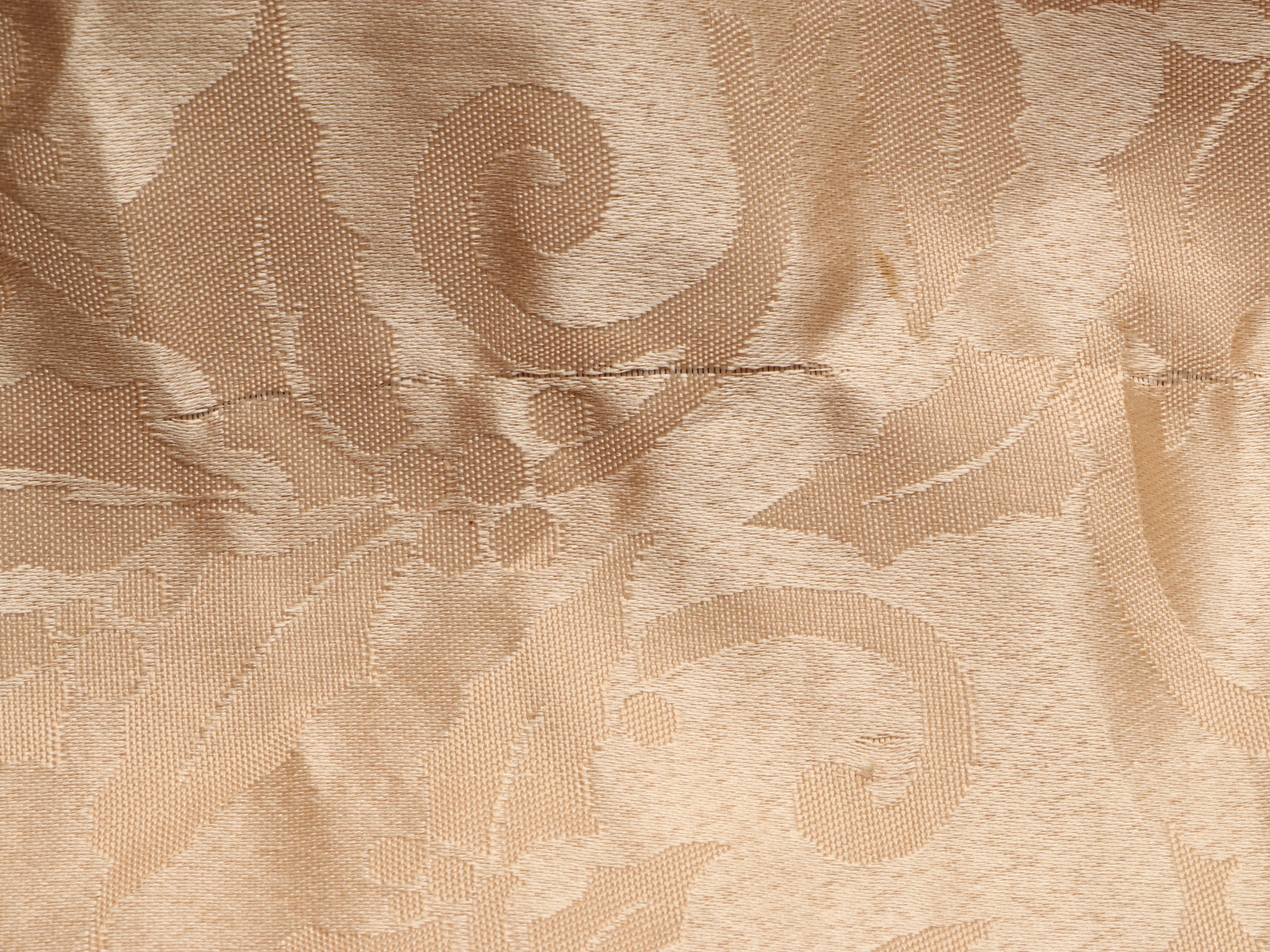 Christmas, Thanksgiving, and Other Seasonal Table Linens