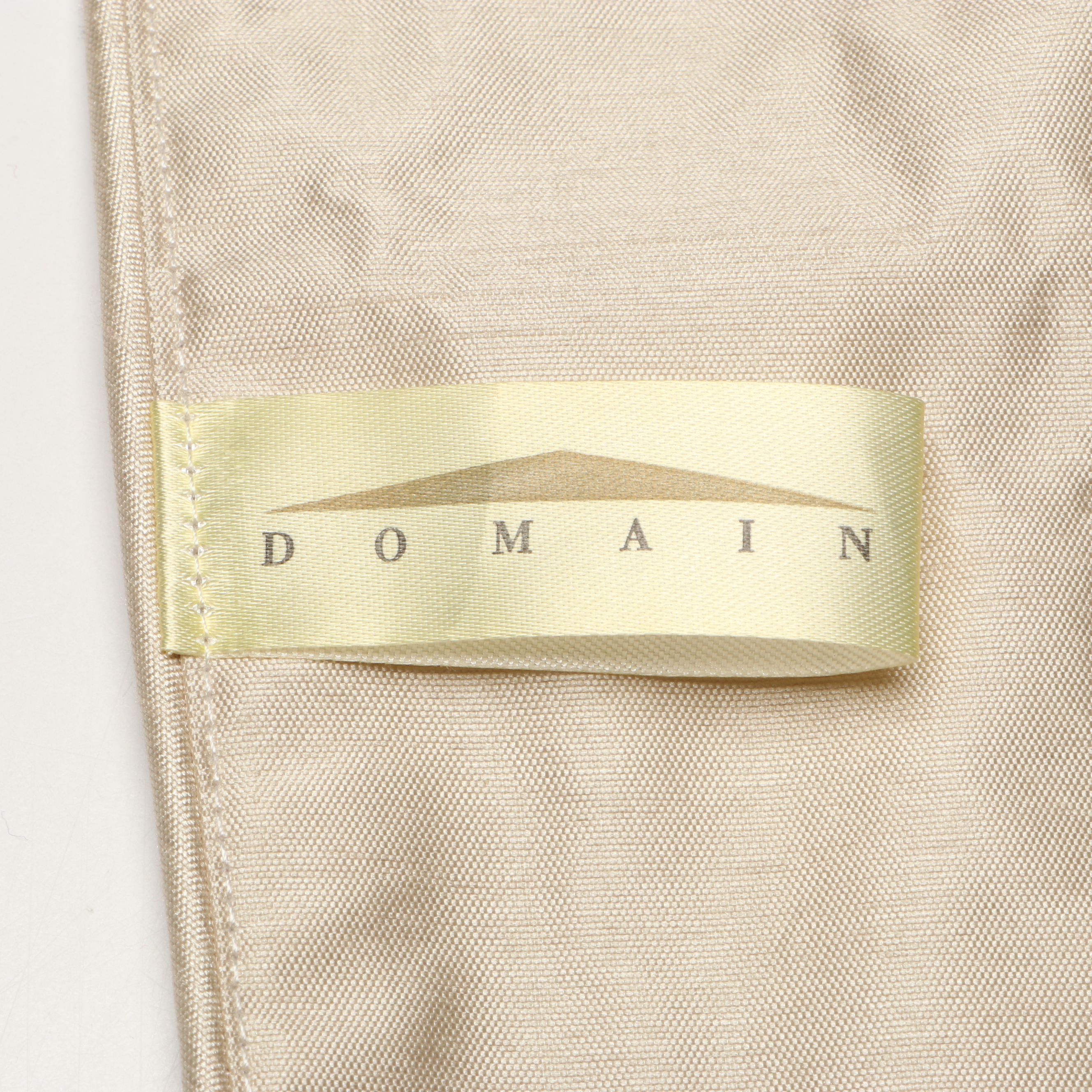 Christmas, Thanksgiving, and Other Seasonal Table Linens