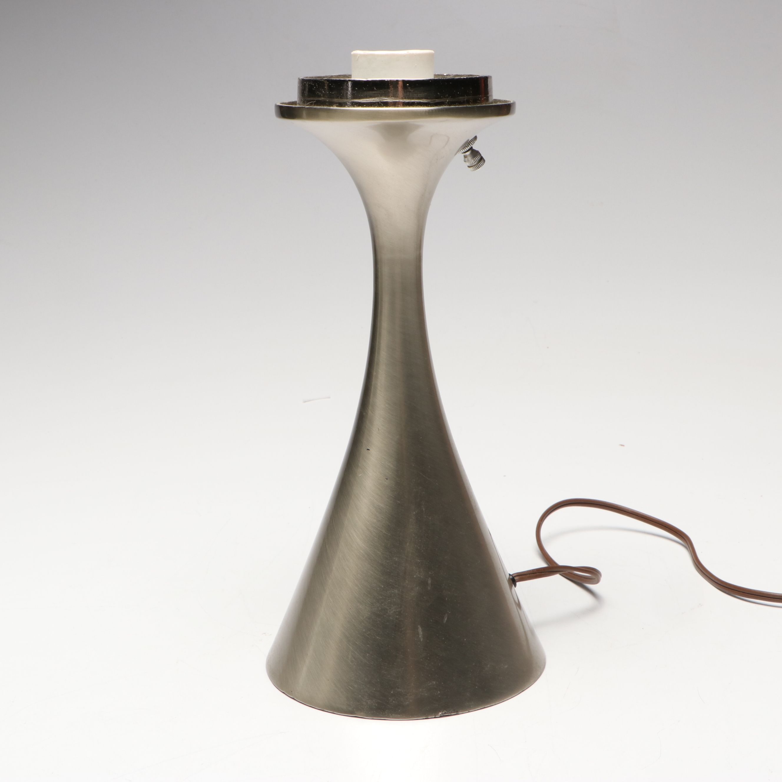 Laurel Lamp Co. Mid Century Modern Brushed Metal Mushroom Table Lamp