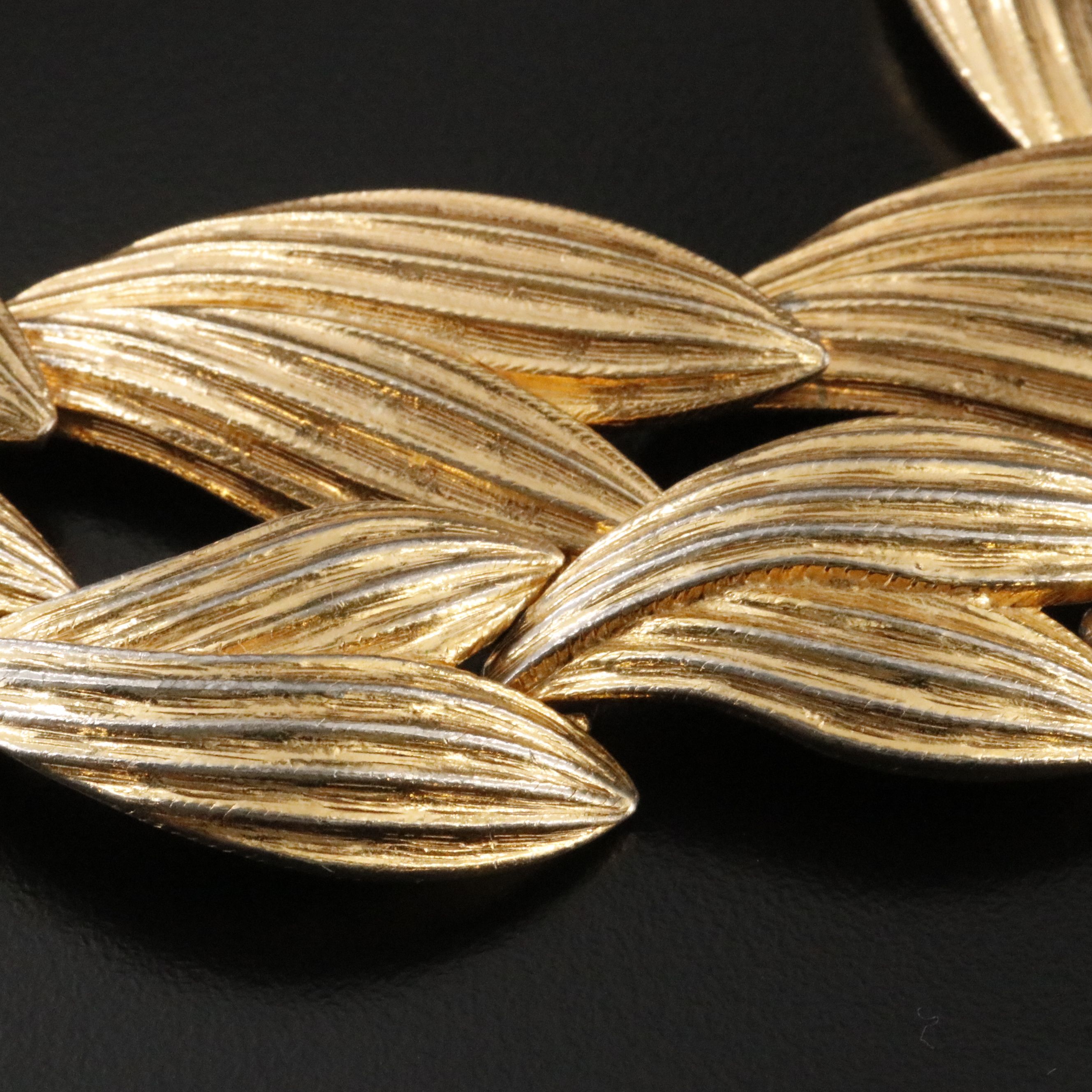 Schiaparelli Laurel Link Bracelet and Necklace