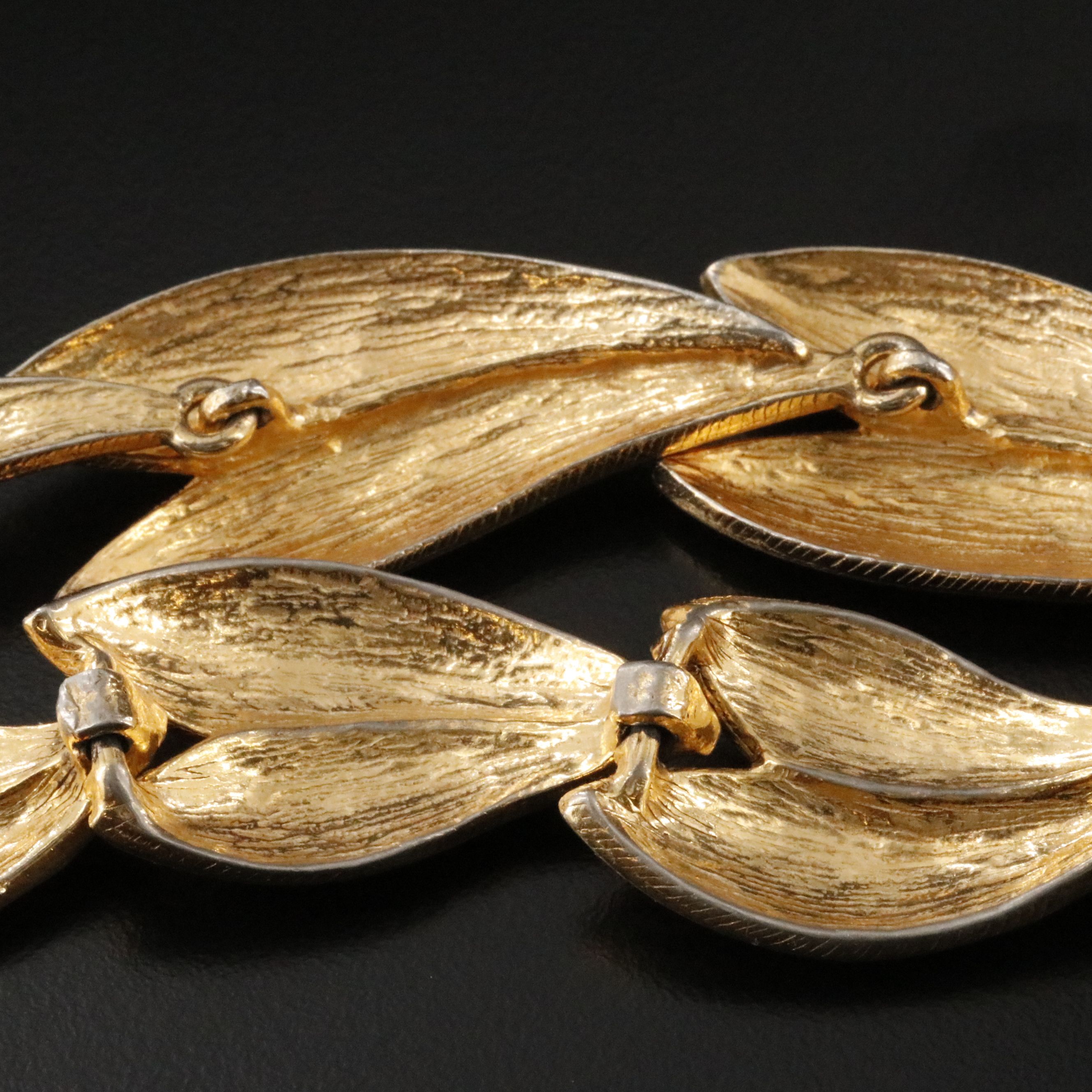 Schiaparelli Laurel Link Bracelet and Necklace
