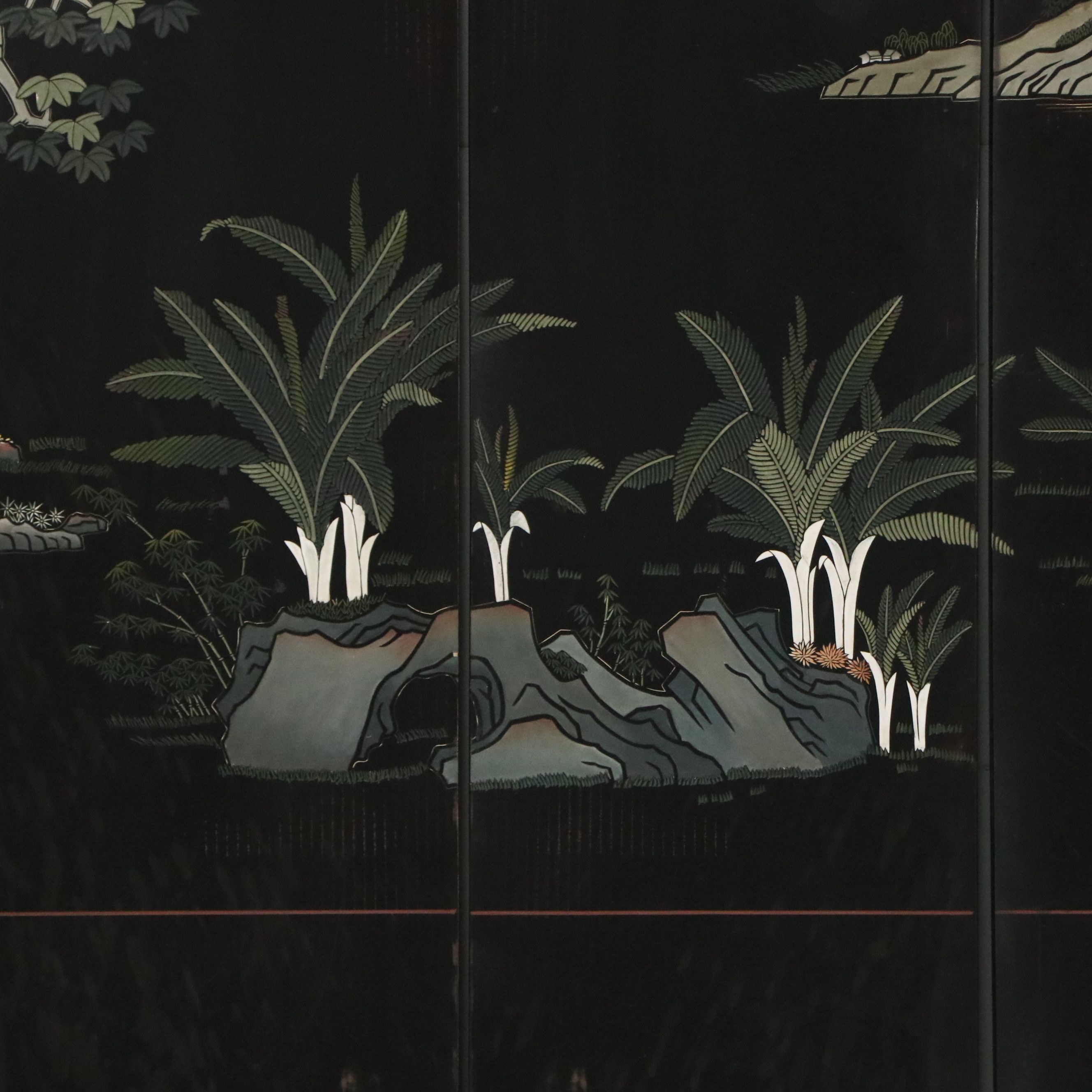 Chinese Six-Panel Coromandel Lacquer Floor Screen, Late 20th Century