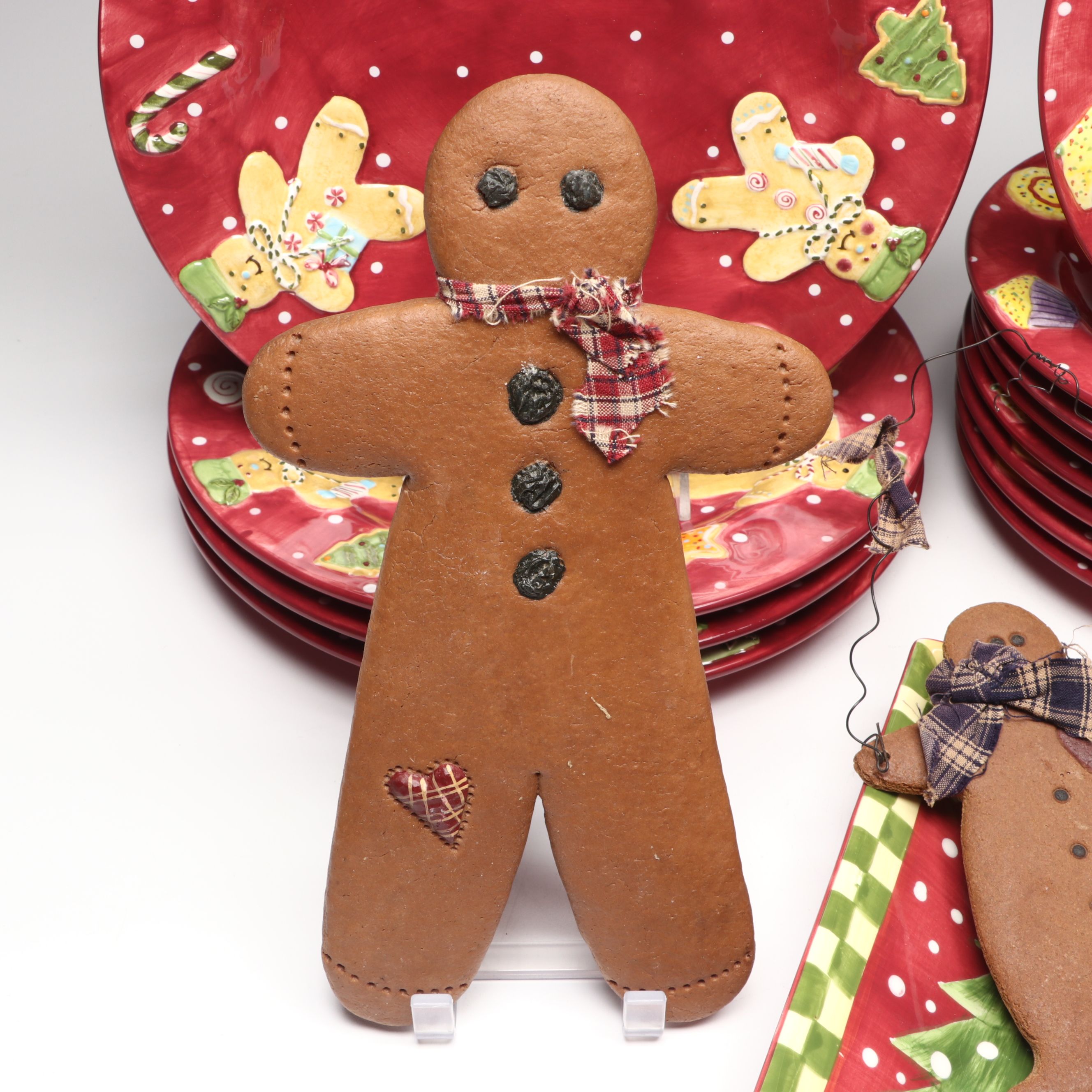 Laurie Gates "Christmas Treats" Dinnerware with Rustic Gingerbread Wall Hangings