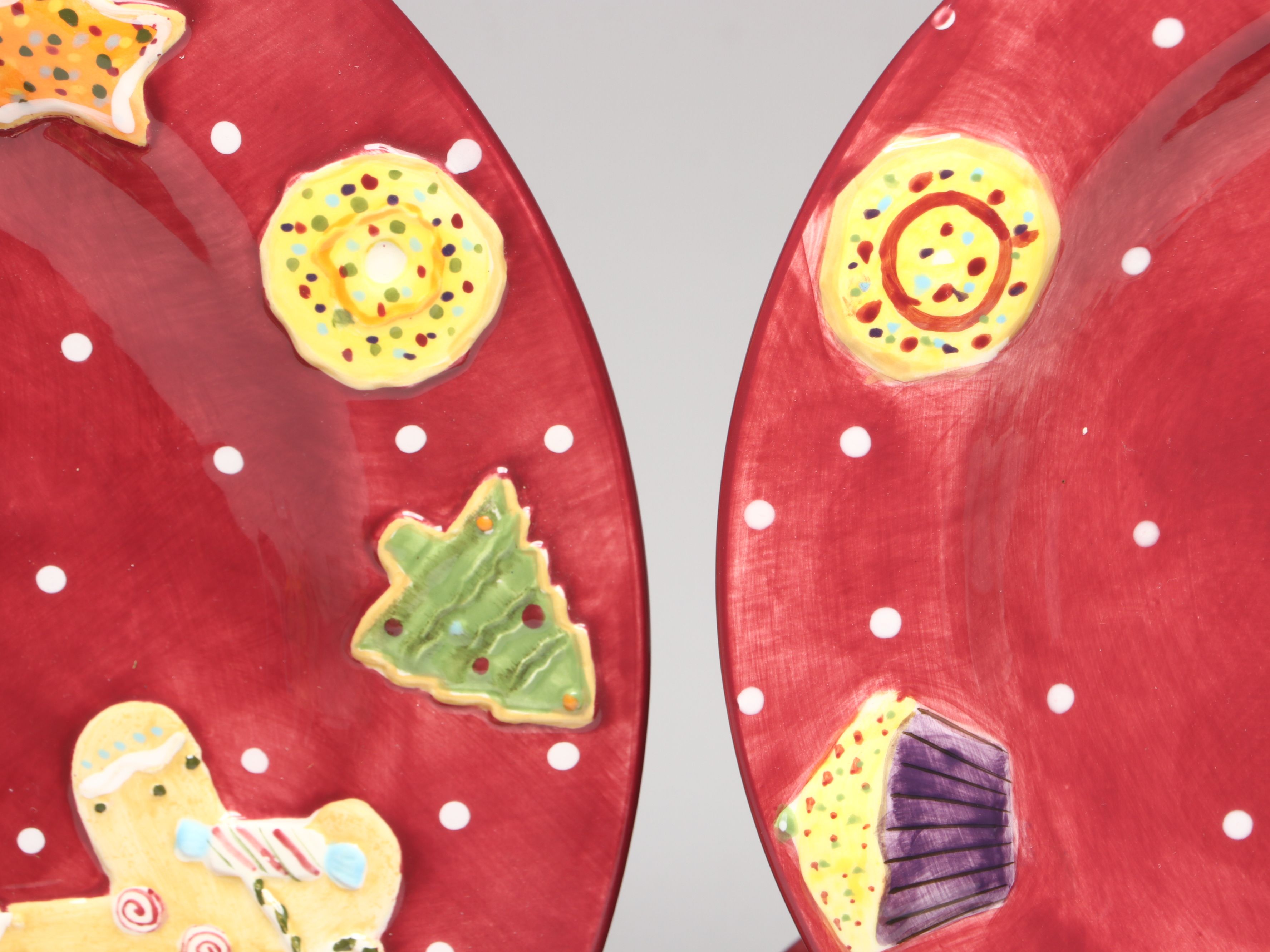 Laurie Gates "Christmas Treats" Dinnerware with Rustic Gingerbread Wall Hangings