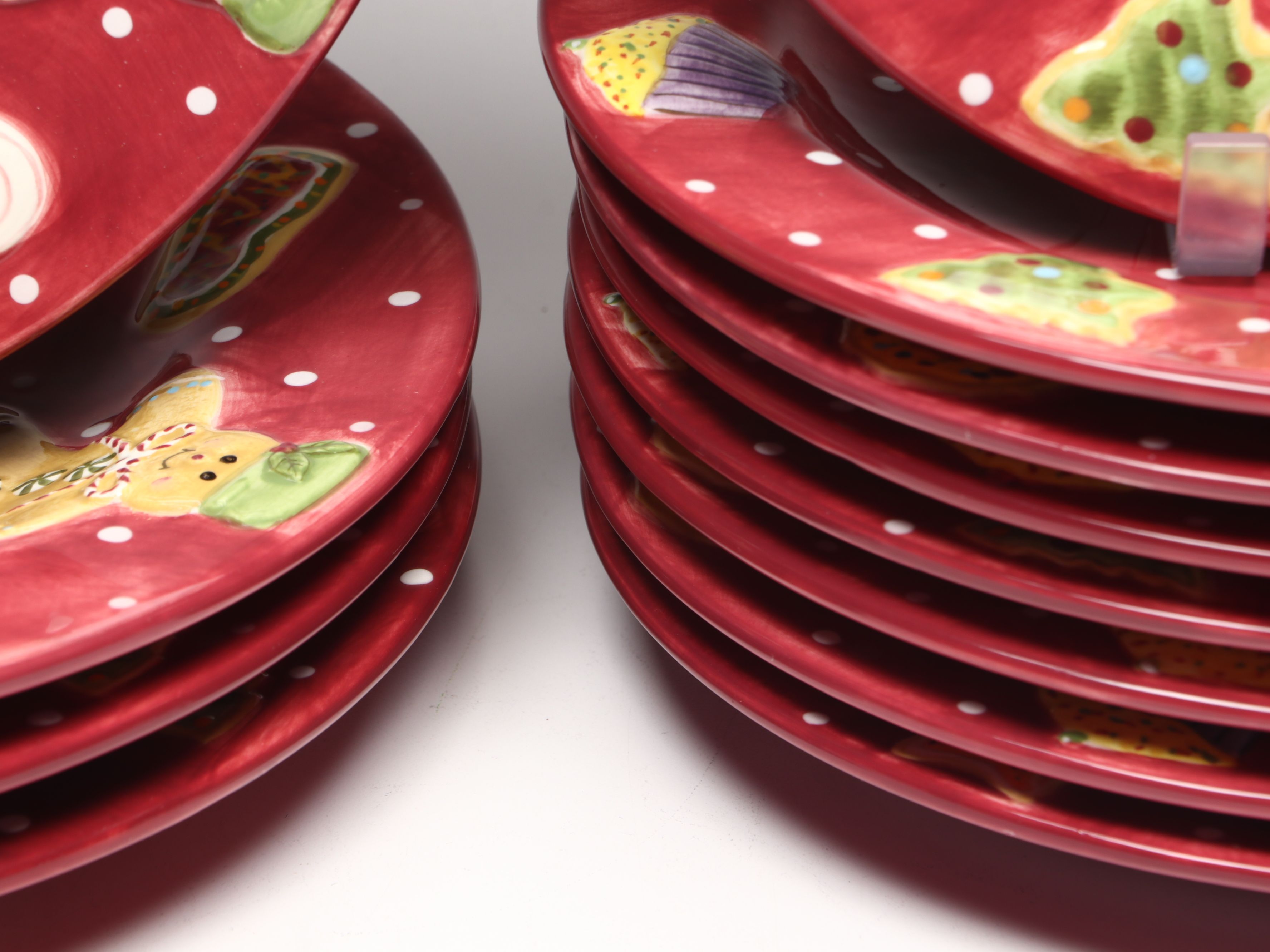 Laurie Gates "Christmas Treats" Dinnerware with Rustic Gingerbread Wall Hangings