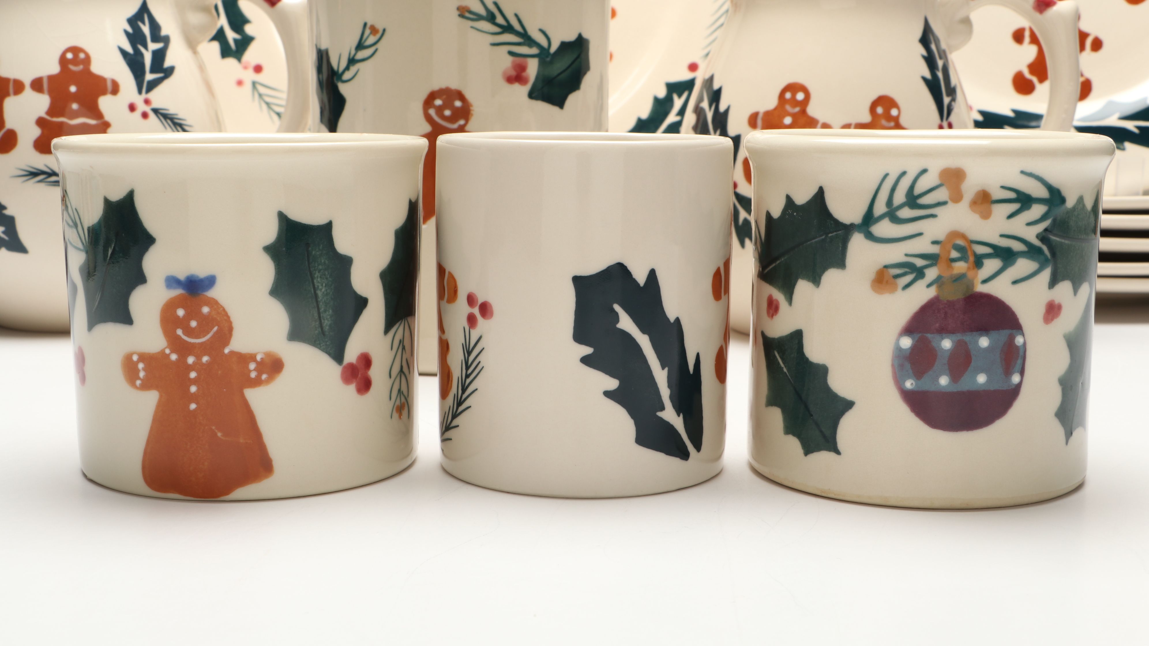 The Cook's Bazaar and Hartstone Gingerbread Dinnerware with Ornaments