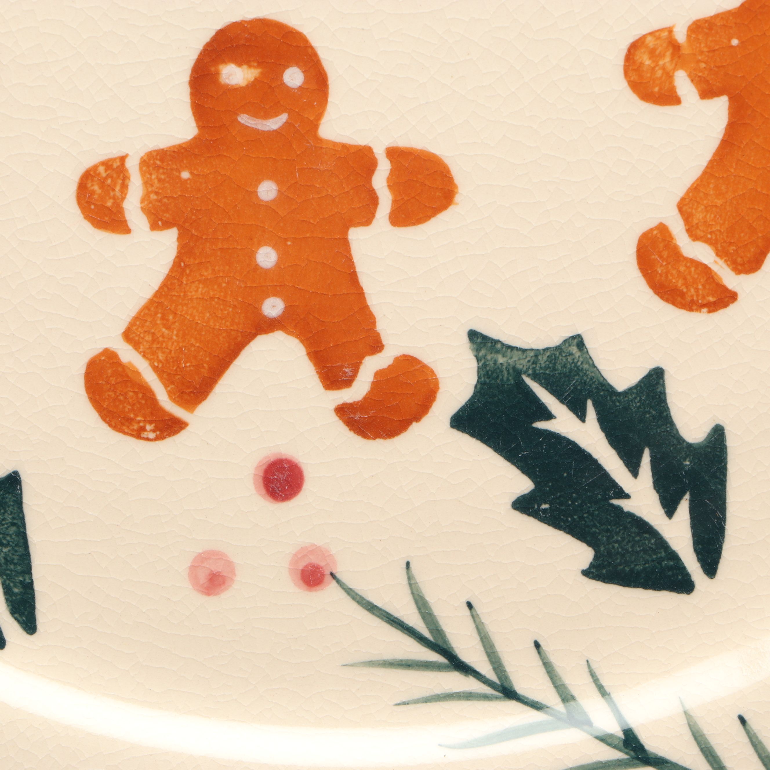 The Cook's Bazaar and Hartstone Gingerbread Dinnerware with Ornaments