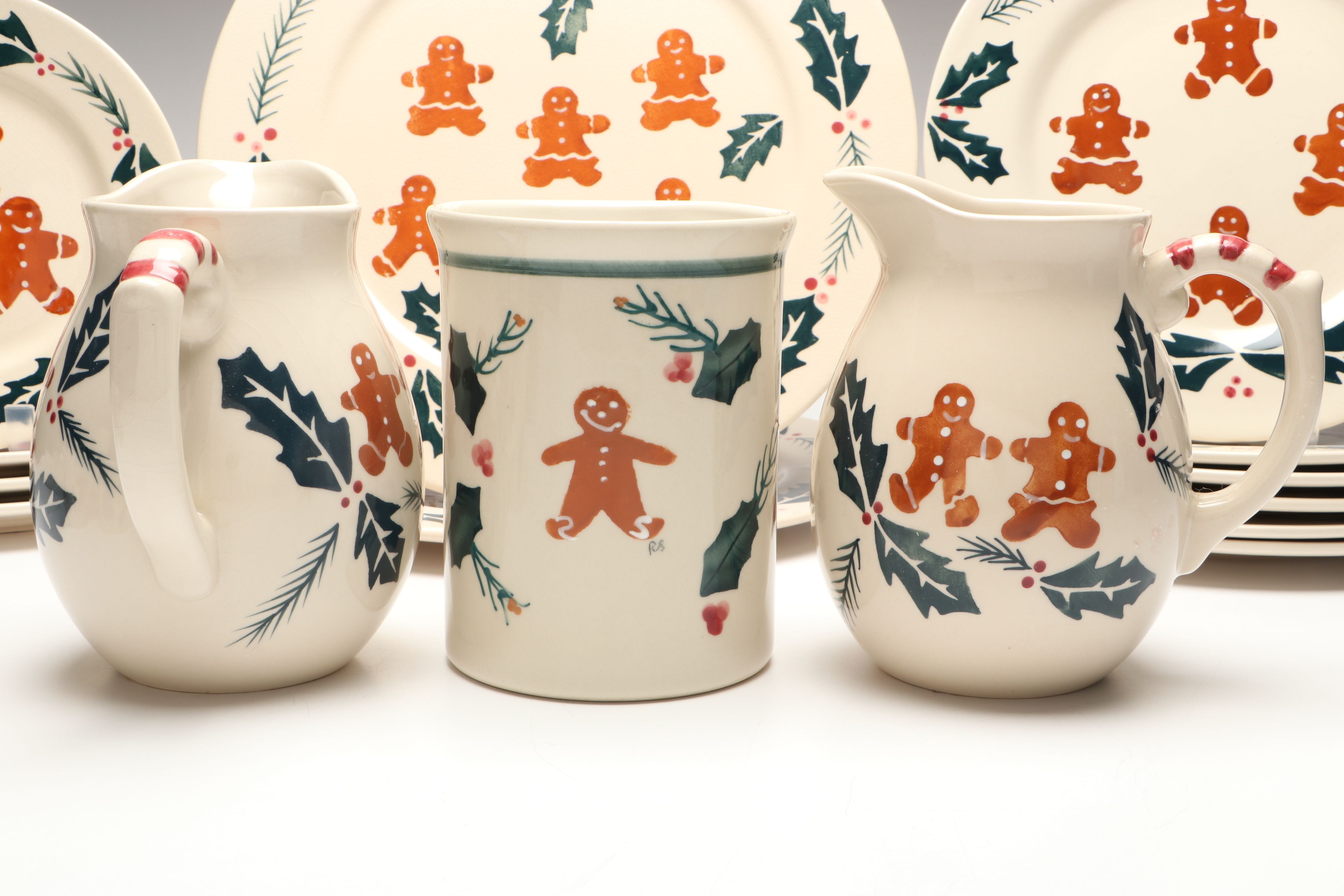 The Cook's Bazaar and Hartstone Gingerbread Dinnerware with Ornaments