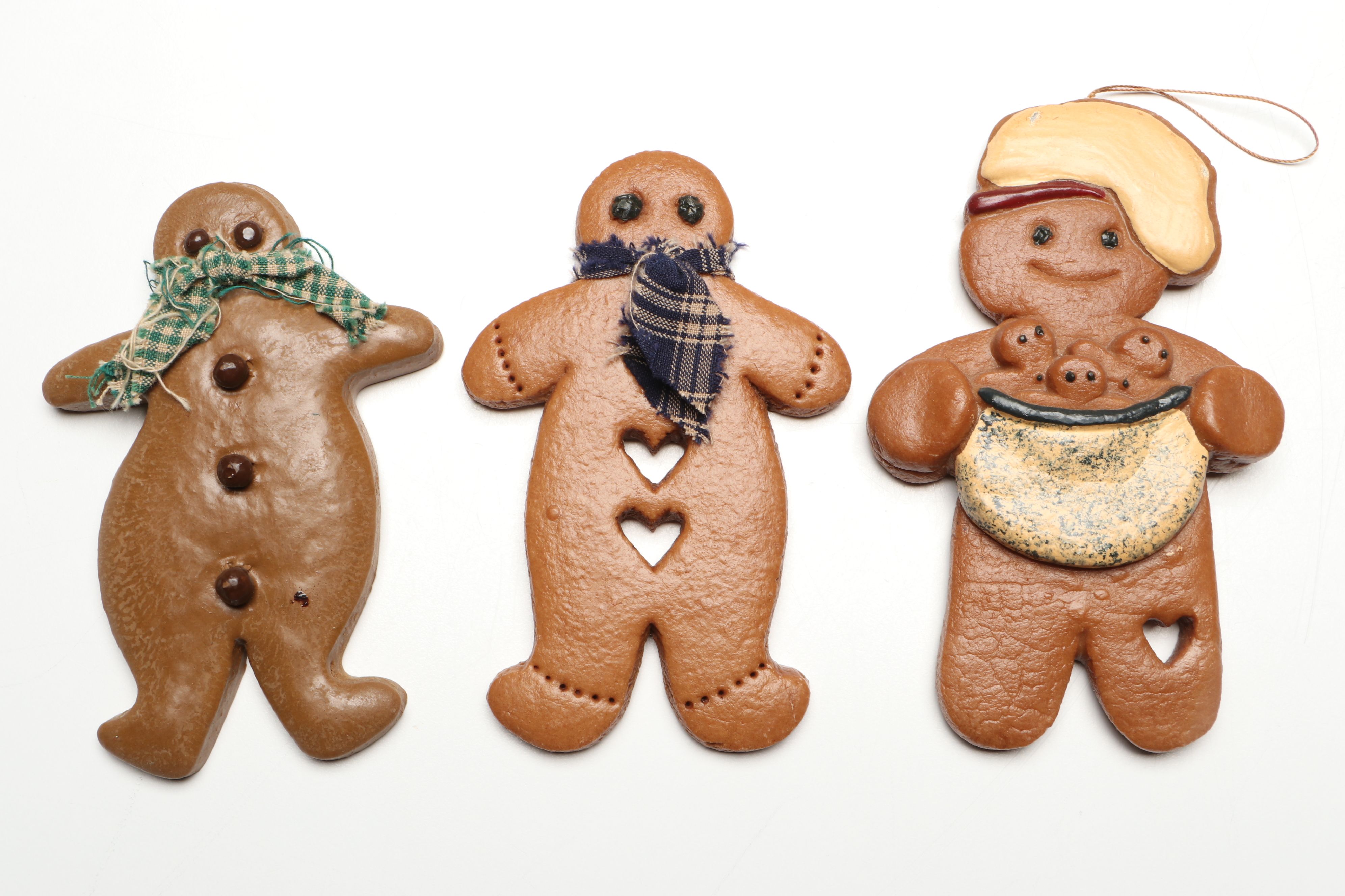 The Cook's Bazaar and Hartstone Gingerbread Dinnerware with Ornaments