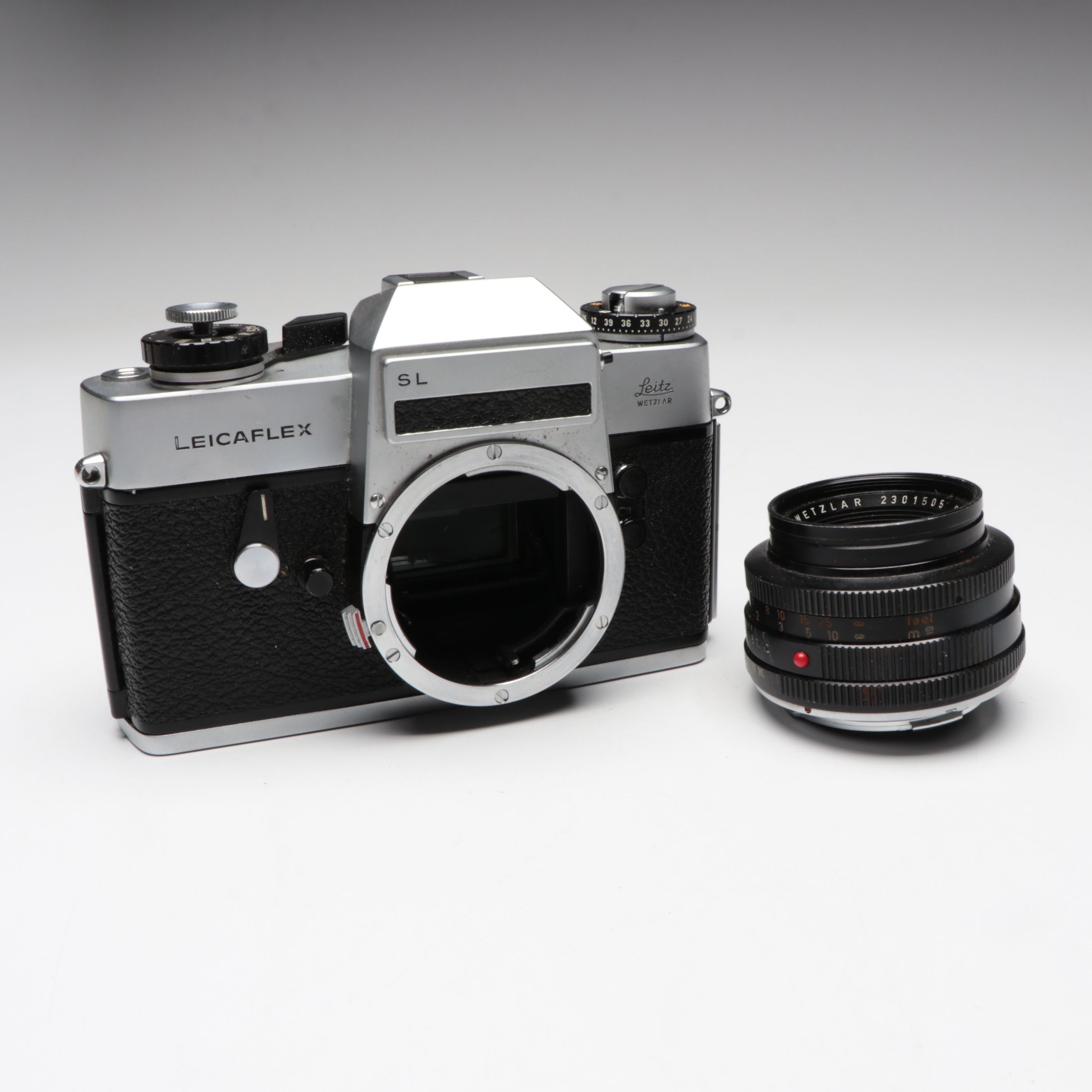 Leica "Leicaflex SL" SLR Camera, Circa 1968-1974
