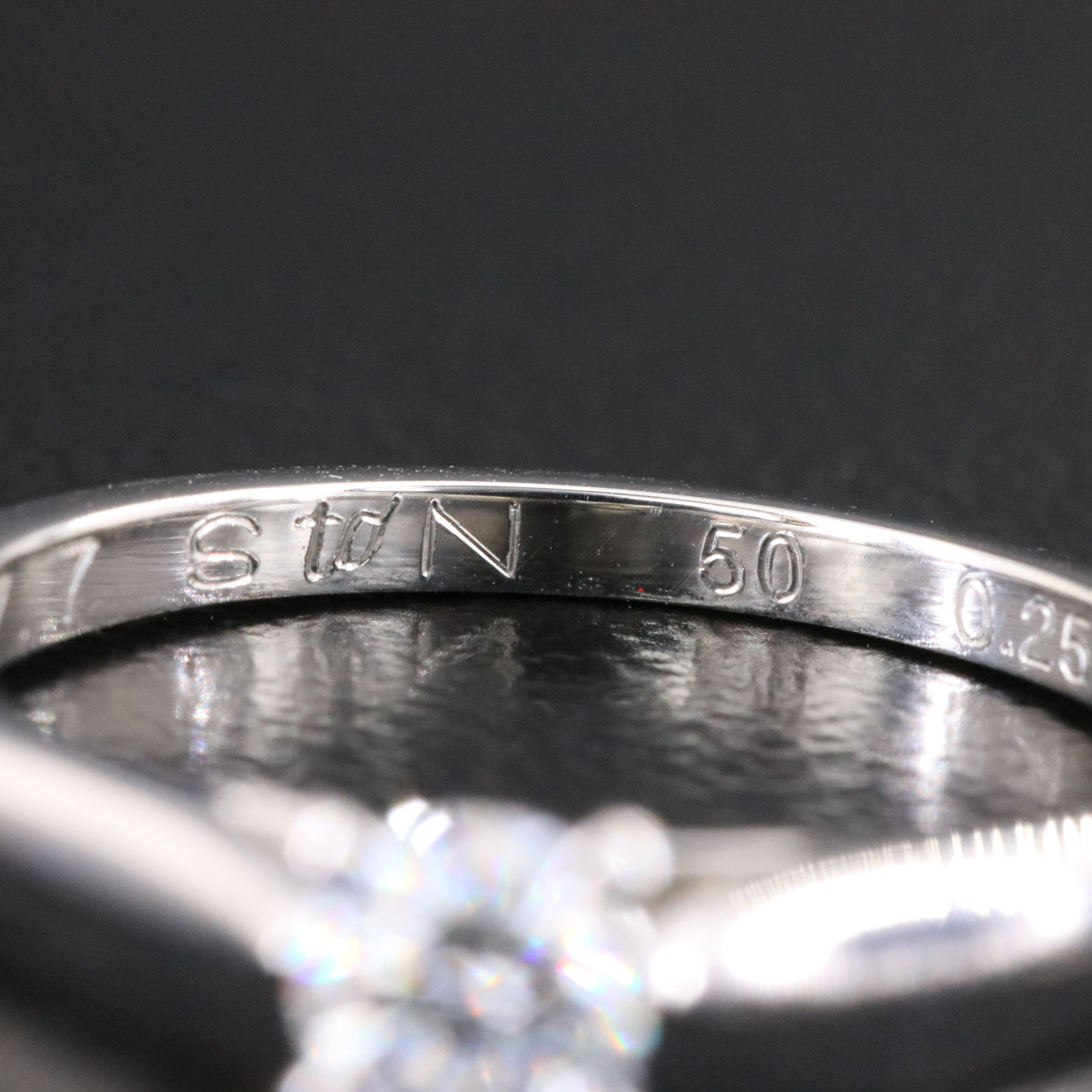 Cartier 1895 Platinum 0.25 CT Diamond Solitaire Ring with COA and GIA Report