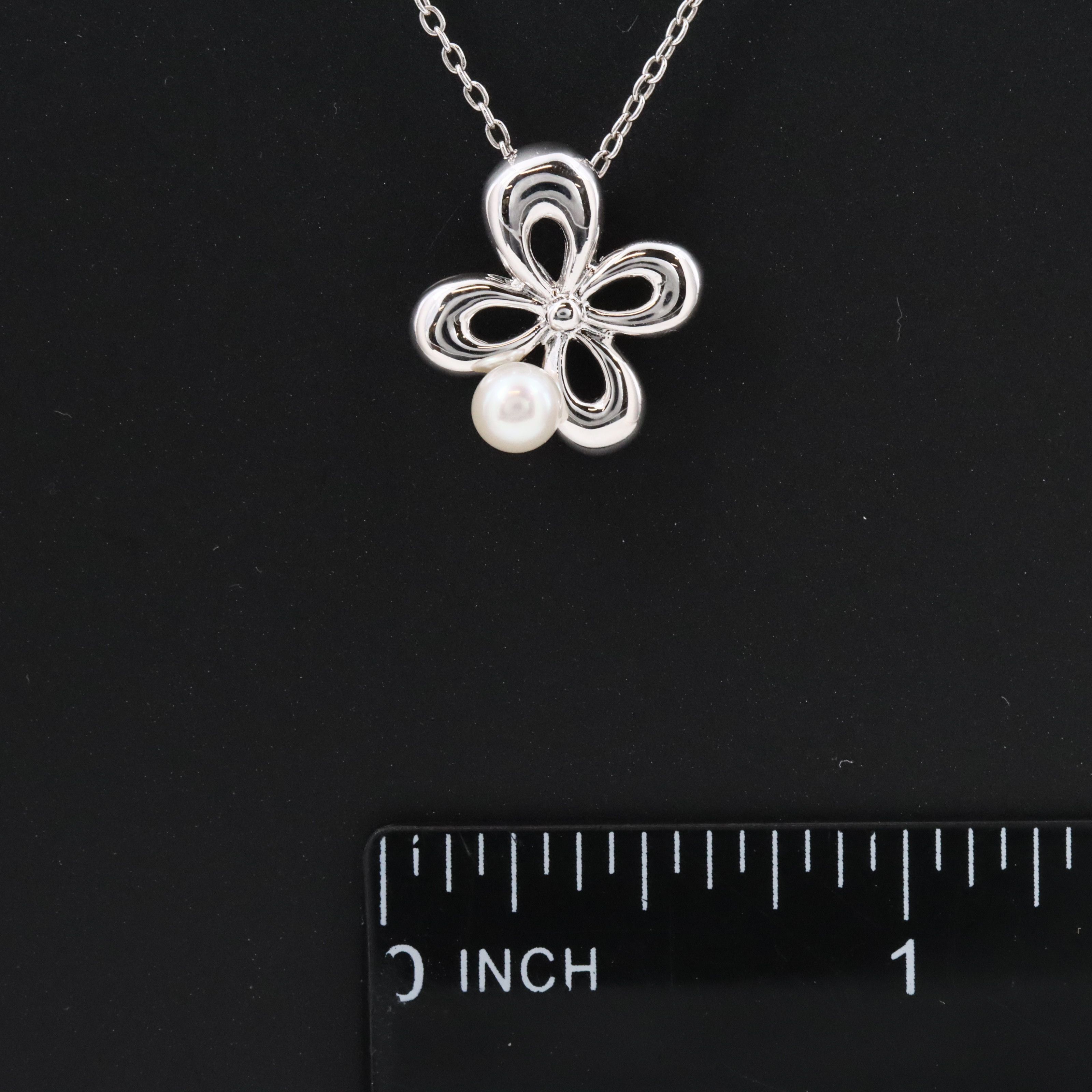 Tasaki Sterling Pearl Floral Pendant Necklace