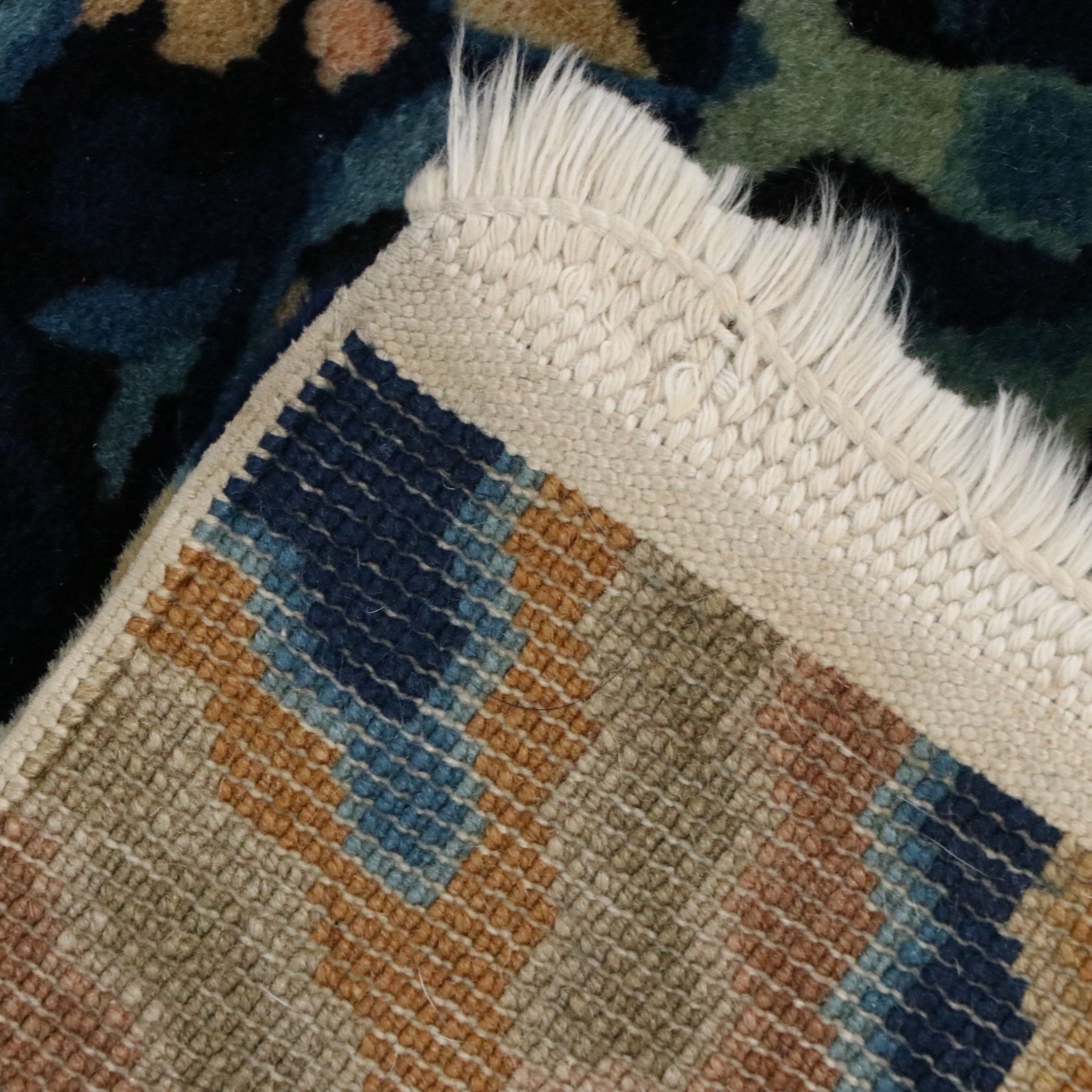 6' x 9'3 Hand-Knotted Chinese Peking Area Rug