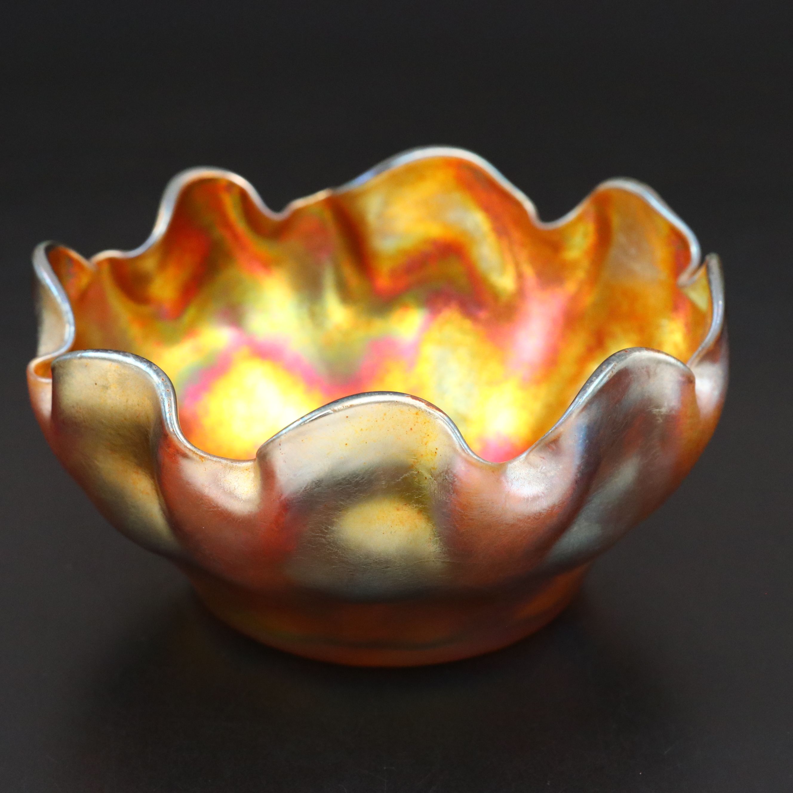 Louis Comfort Tiffany Favrile Art Glass Bowl and Underplate, Early 20th Century
