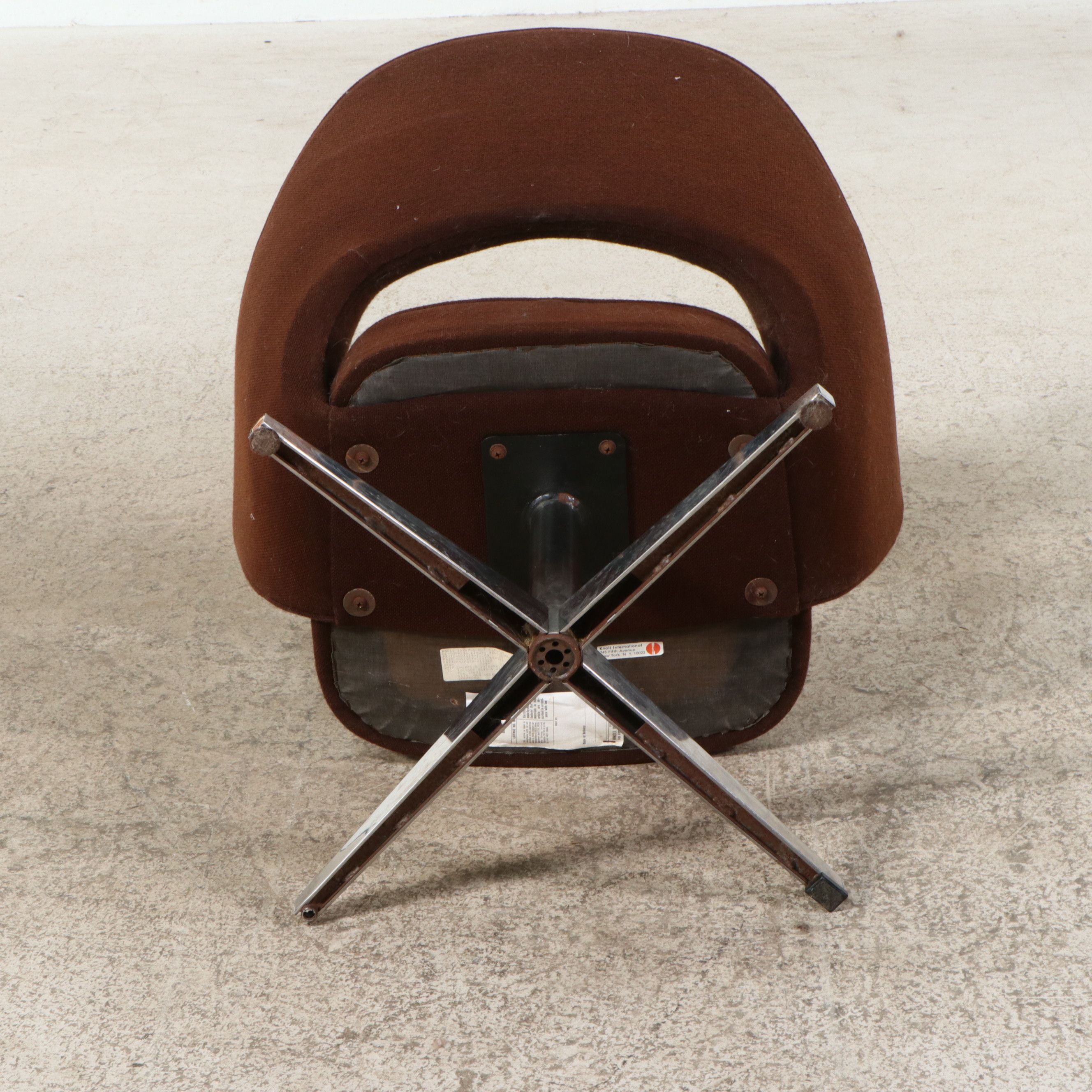 Eero Saarinen for Knoll Executive Swivel Armchair, Mid-20th Century