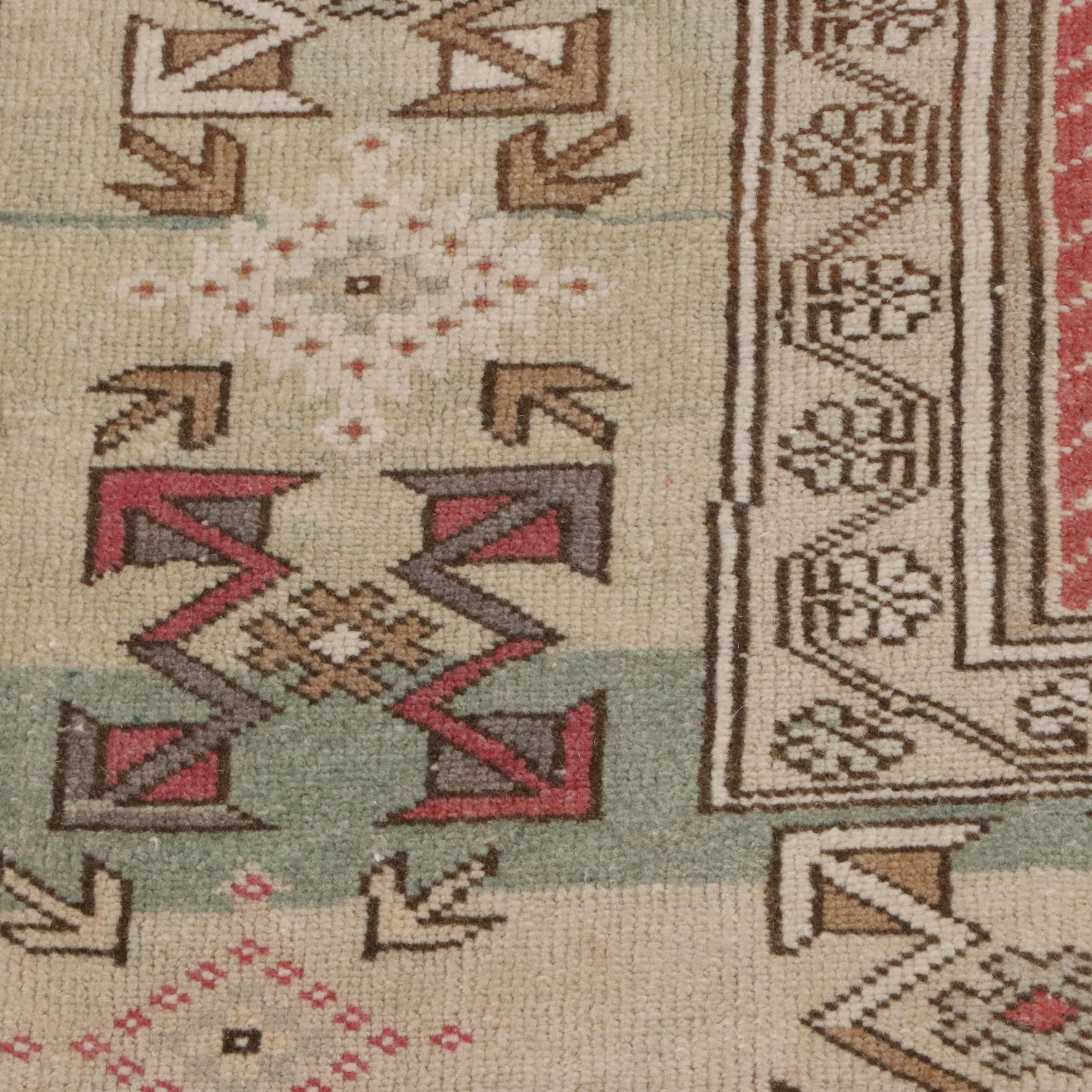 4'11 x 5'2 Hand-Knotted Turkish Sivas Area Rug