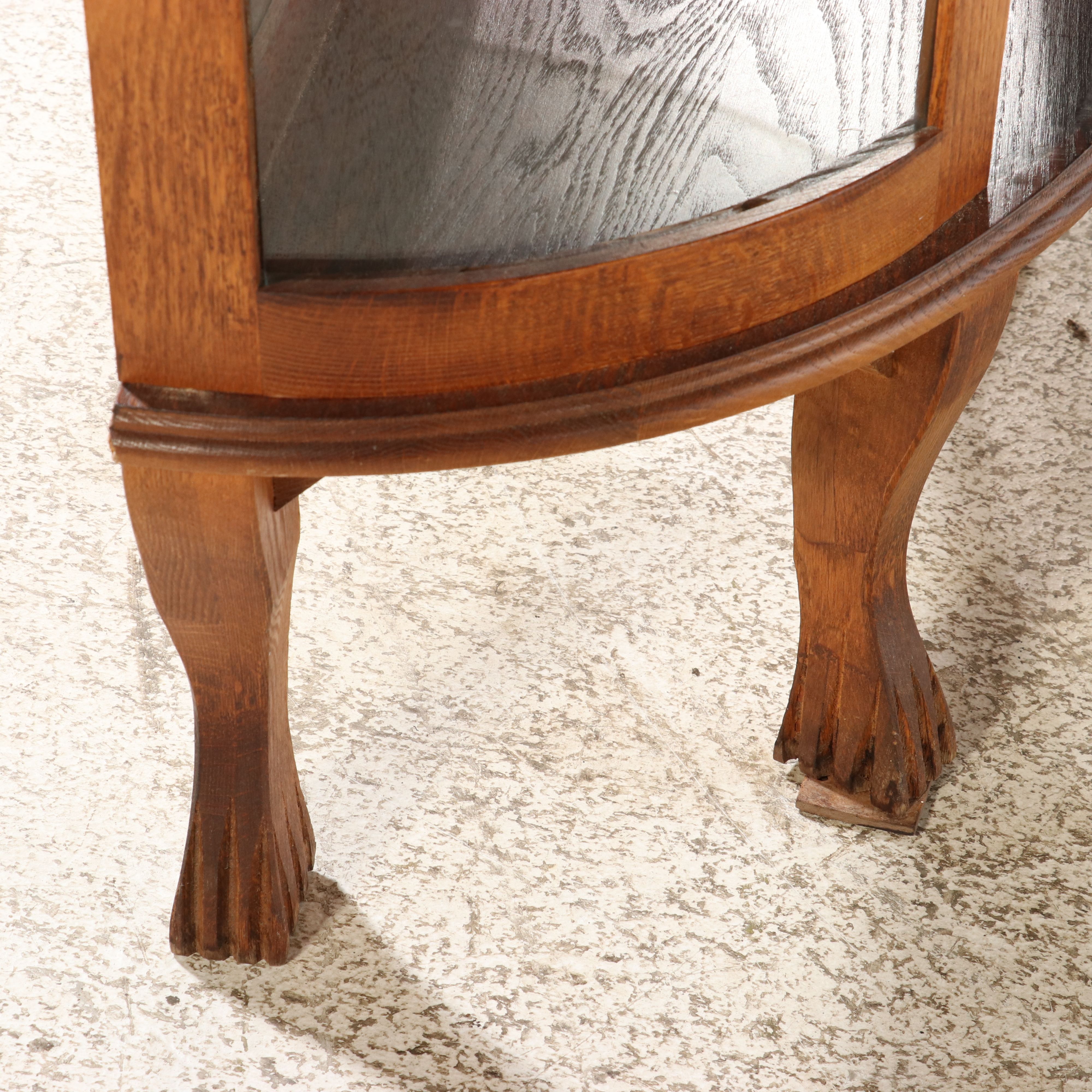 American Oak Curved Glass Curio Cabinet with Claw Feet, 20th Century