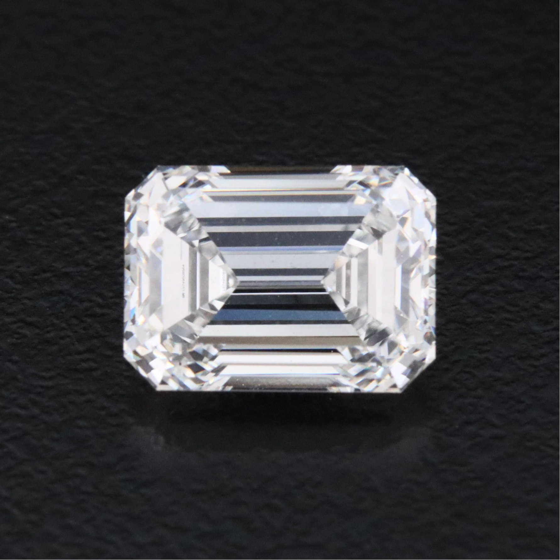 Loose 3.01 CT Lab Grown Diamond with IGI Report