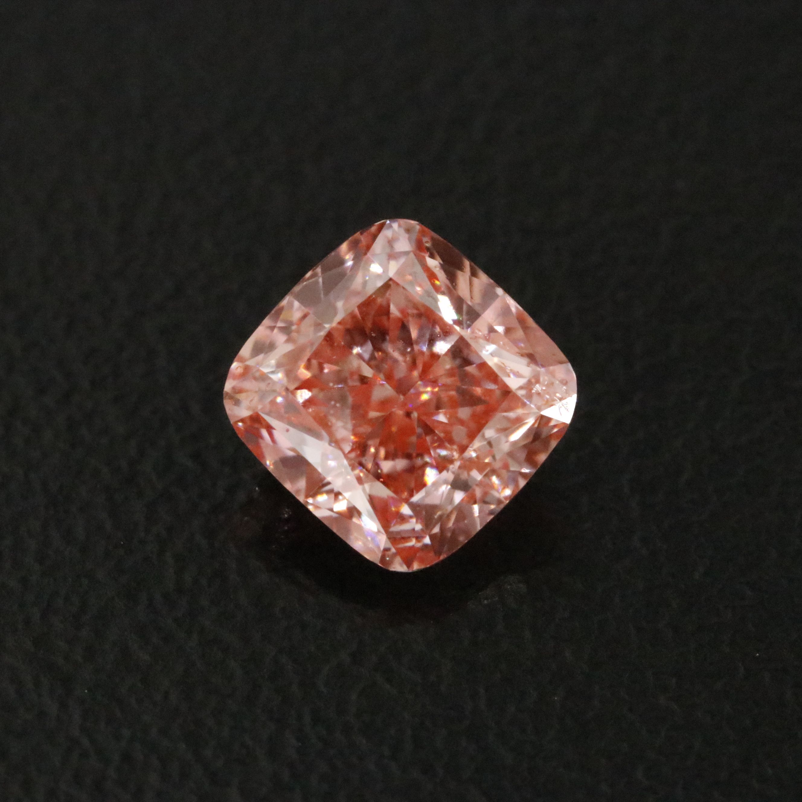Loose 1.46 CT Lab Grown Fancy Vivid Pink Diamond with IGI Report
