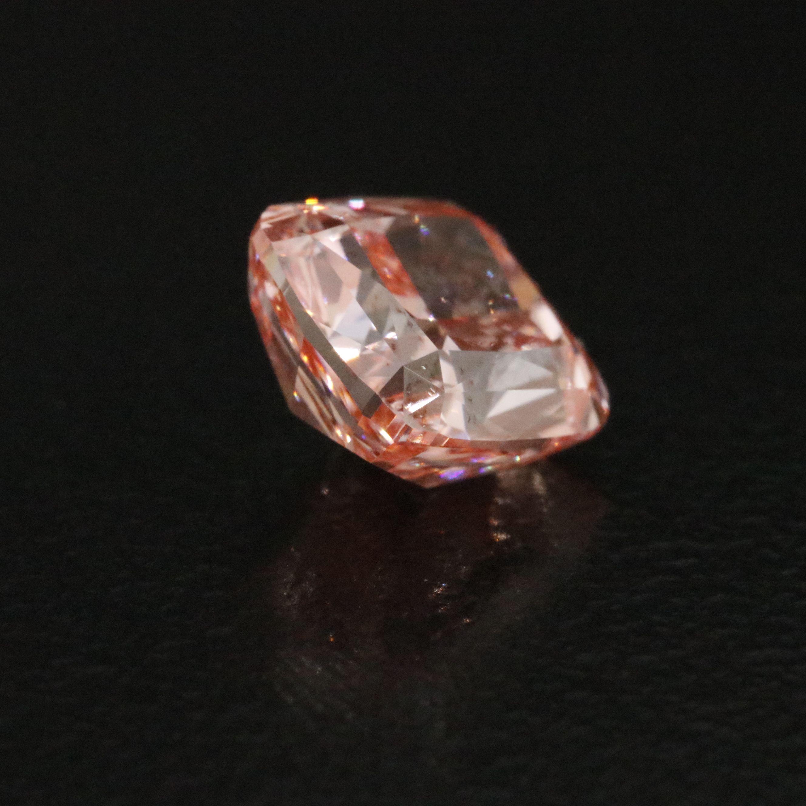 Loose 1.46 CT Lab Grown Fancy Vivid Pink Diamond with IGI Report